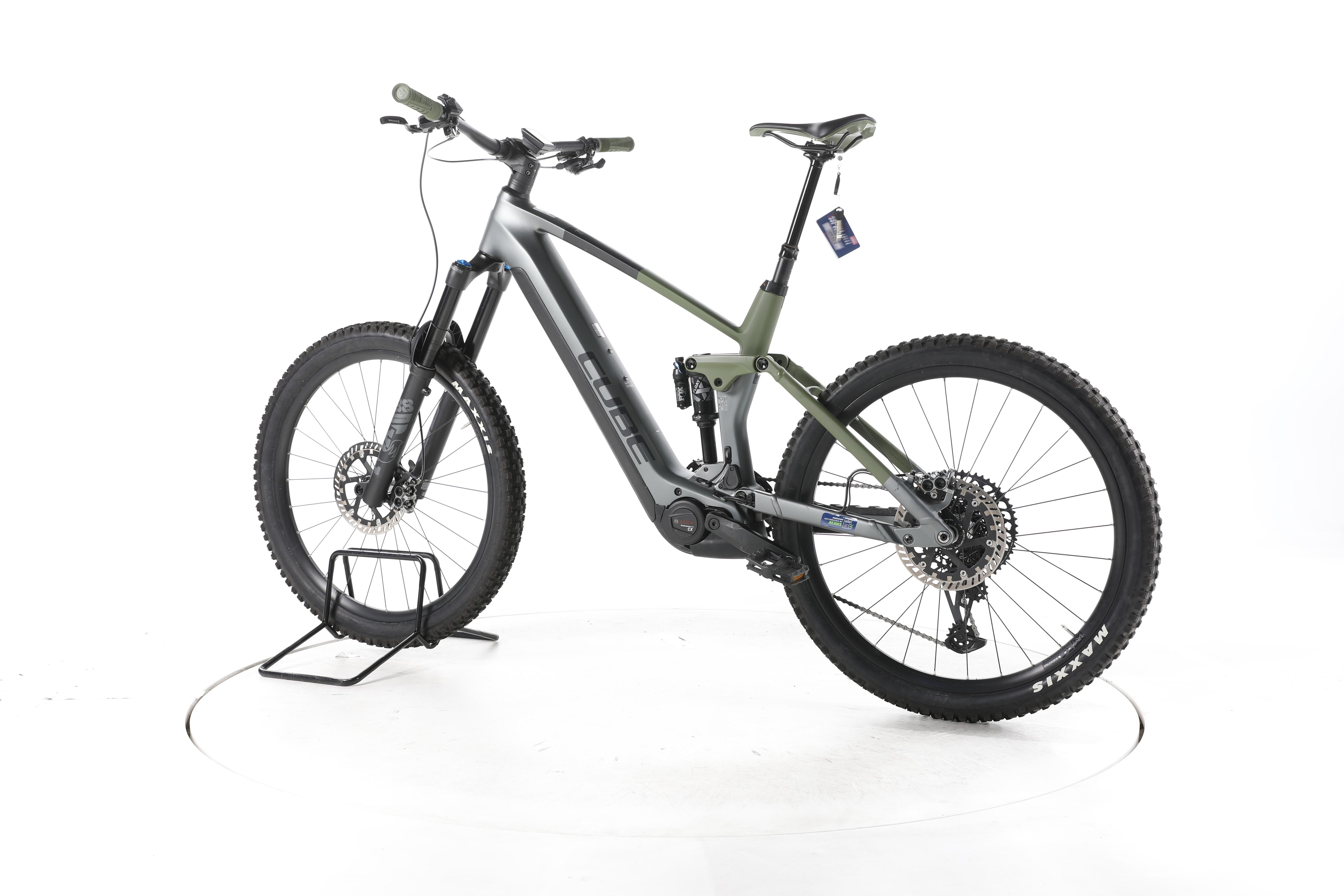Cube Stereo Hybrid 160 HPC TM flash E-Bike Fully Carbon - Image 8