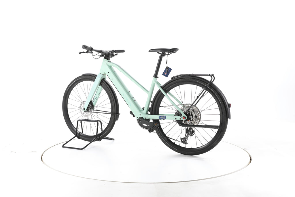 Canyon Commuter:ON 7 Trekking E-Bike - Image 8