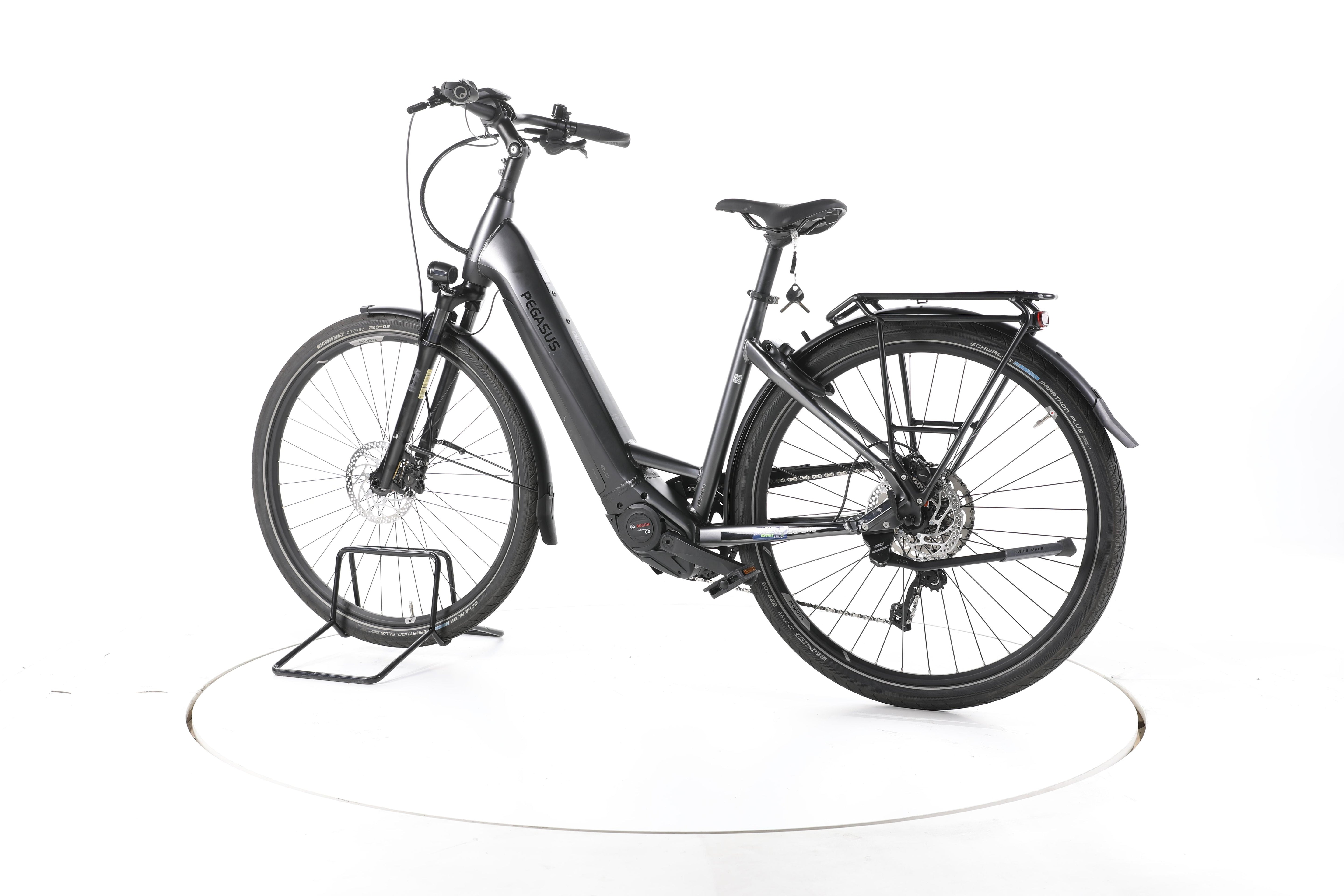 Pegasus Premio EVO 10 Lite Trekking E-Bike Tiefeinsteiger - Image 8