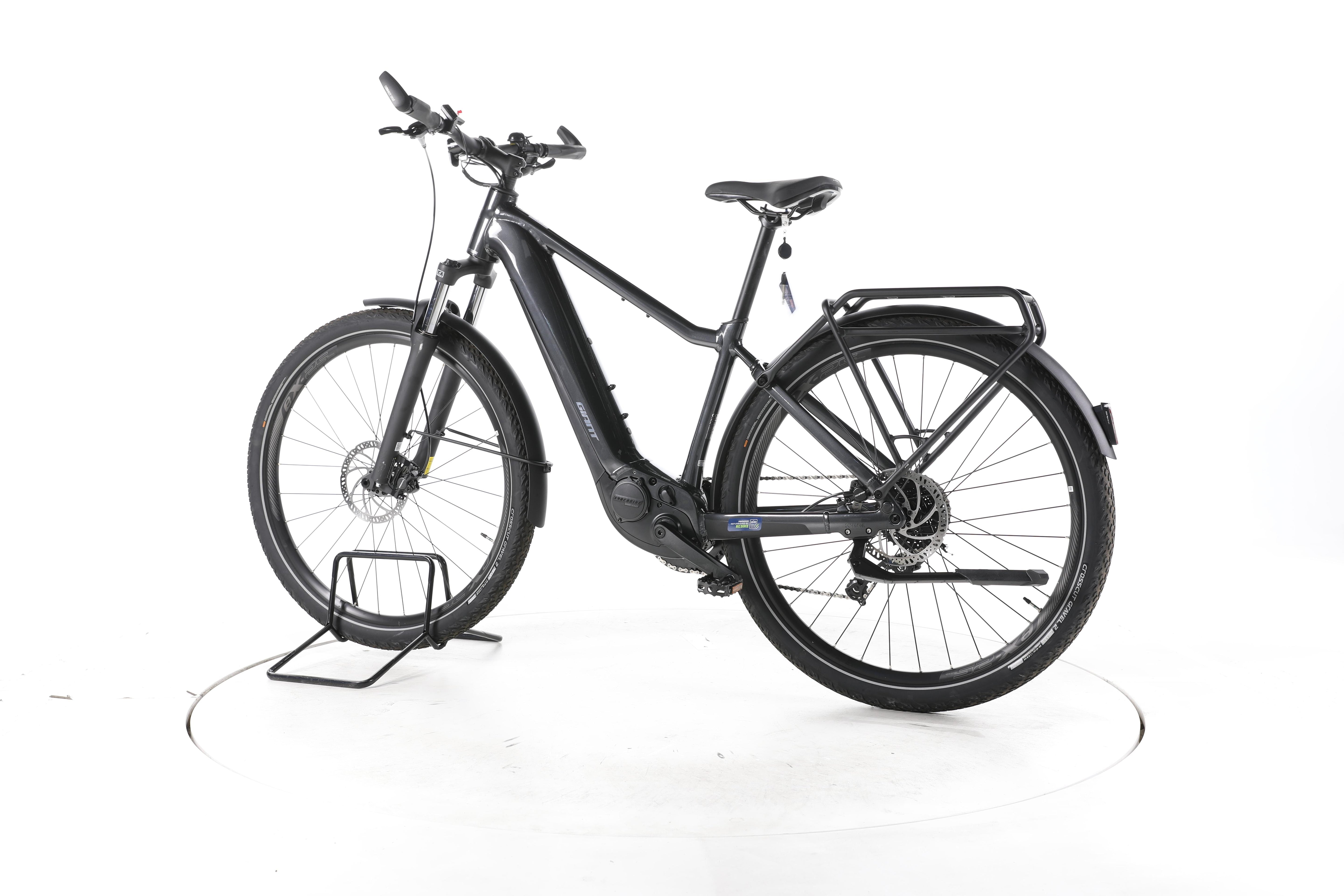 Giant Explore E+ 2 Trekking E-Bike - Image 8
