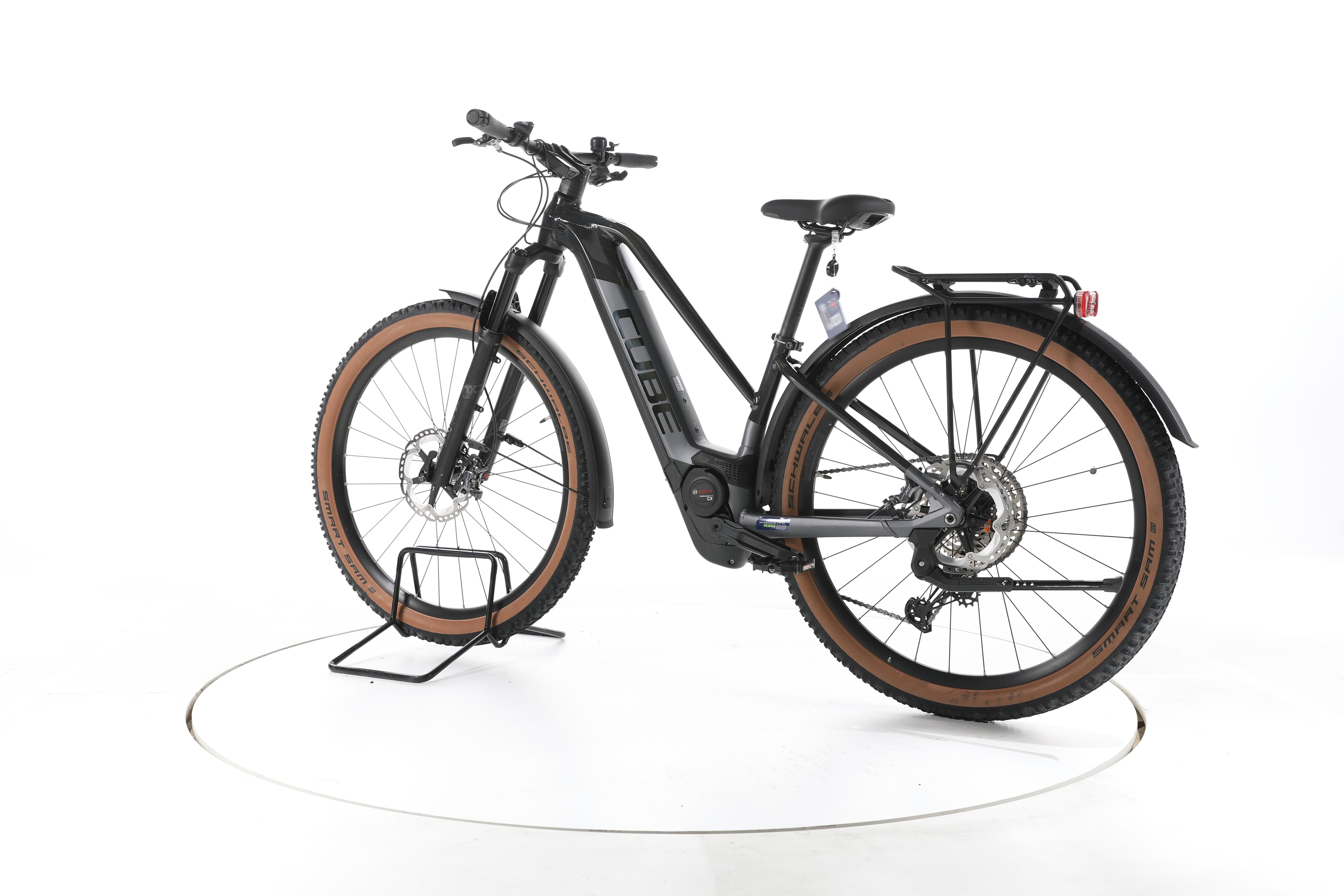 Cube Reaction Hybrid SLT Trekking E-Bike - Image 8