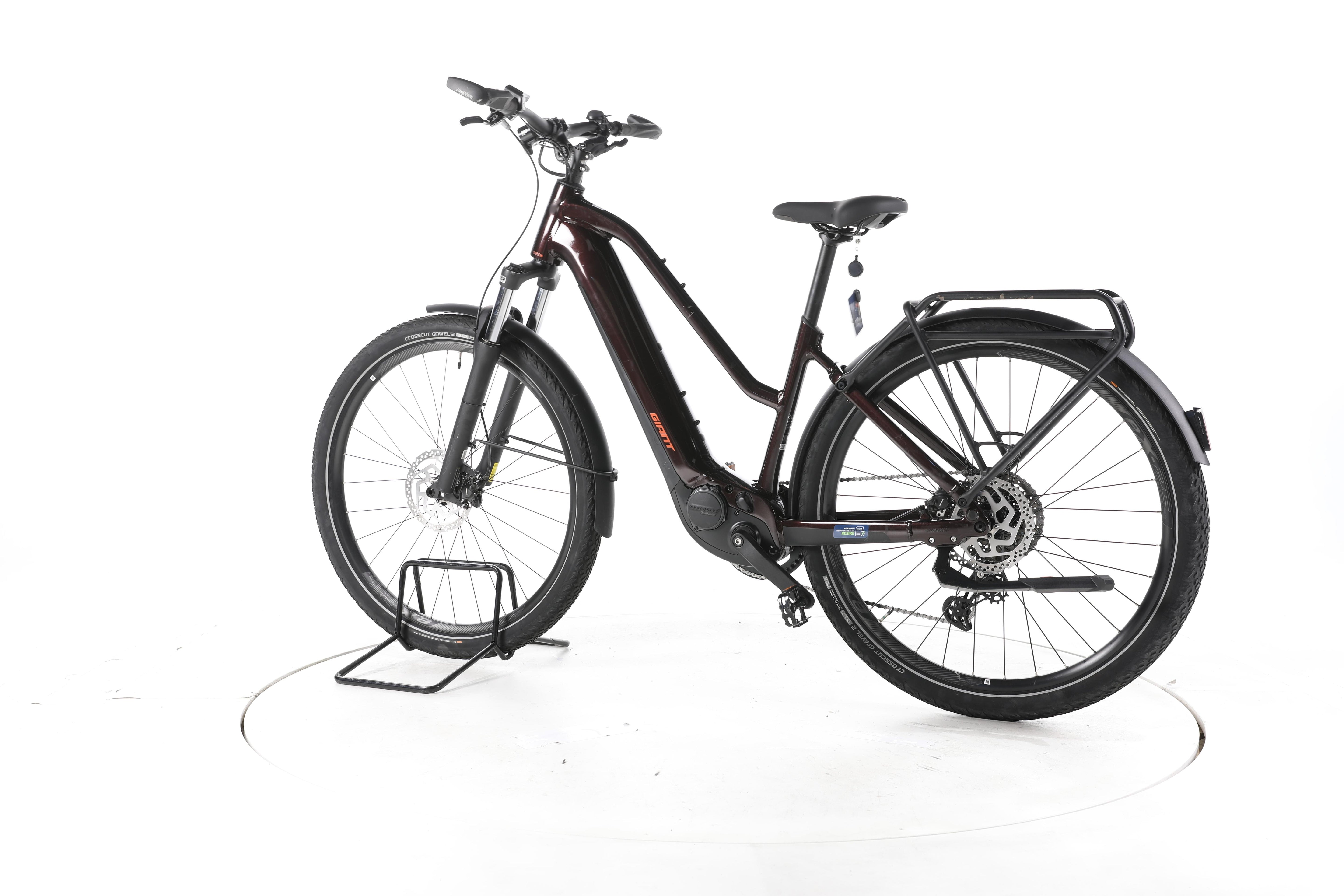 Giant Explore E+ 1 STA Trekking E-Bike - Image 8