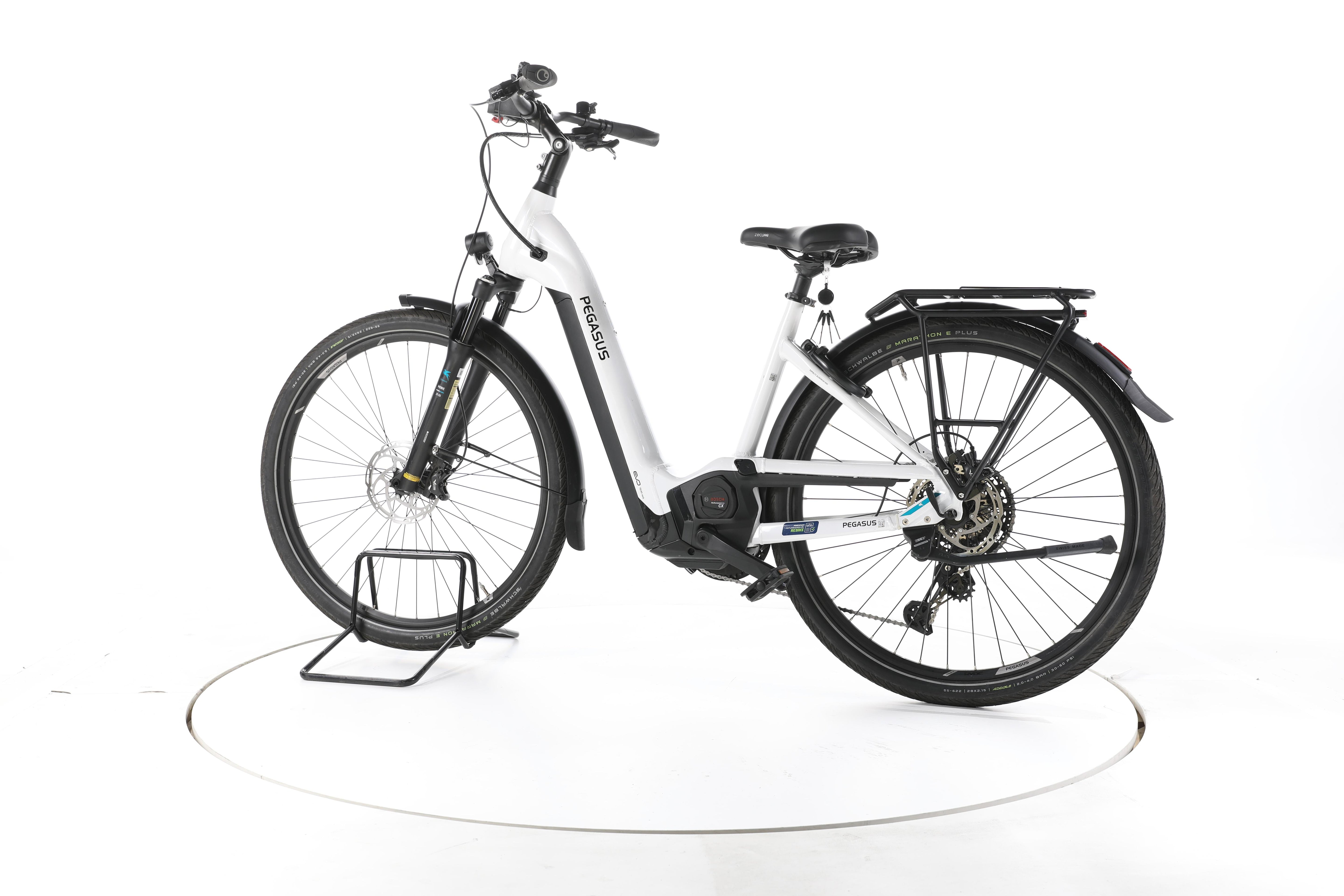 Pegasus Premio EVO 11 "40 Years" Trekking E-Bike Tiefeinsteiger - Image 8