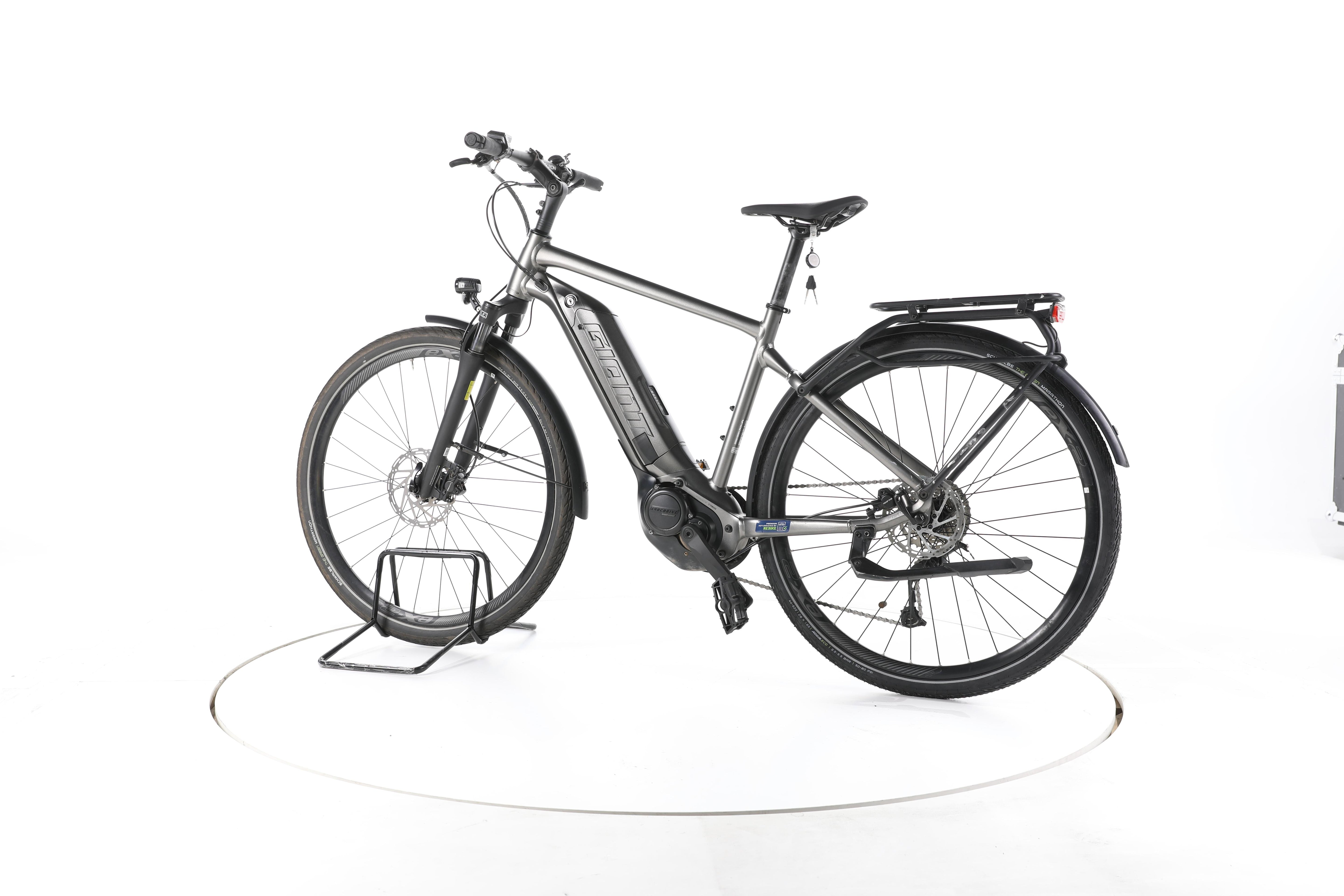 Giant Explore E+ 3 Trekking E-Bike - Image 8