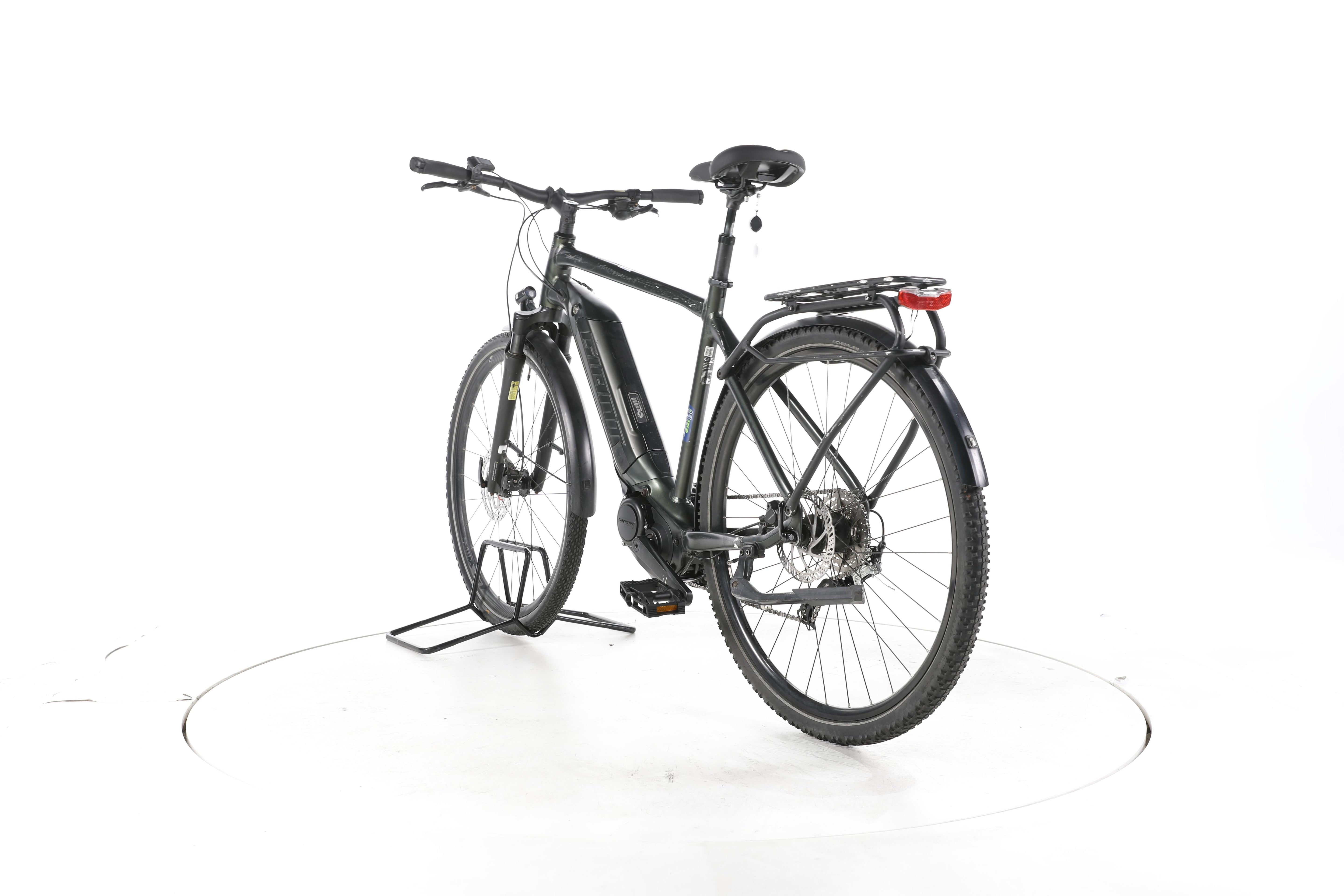 Giant Explore E+ 3 Trekking E-Bike - Image 9