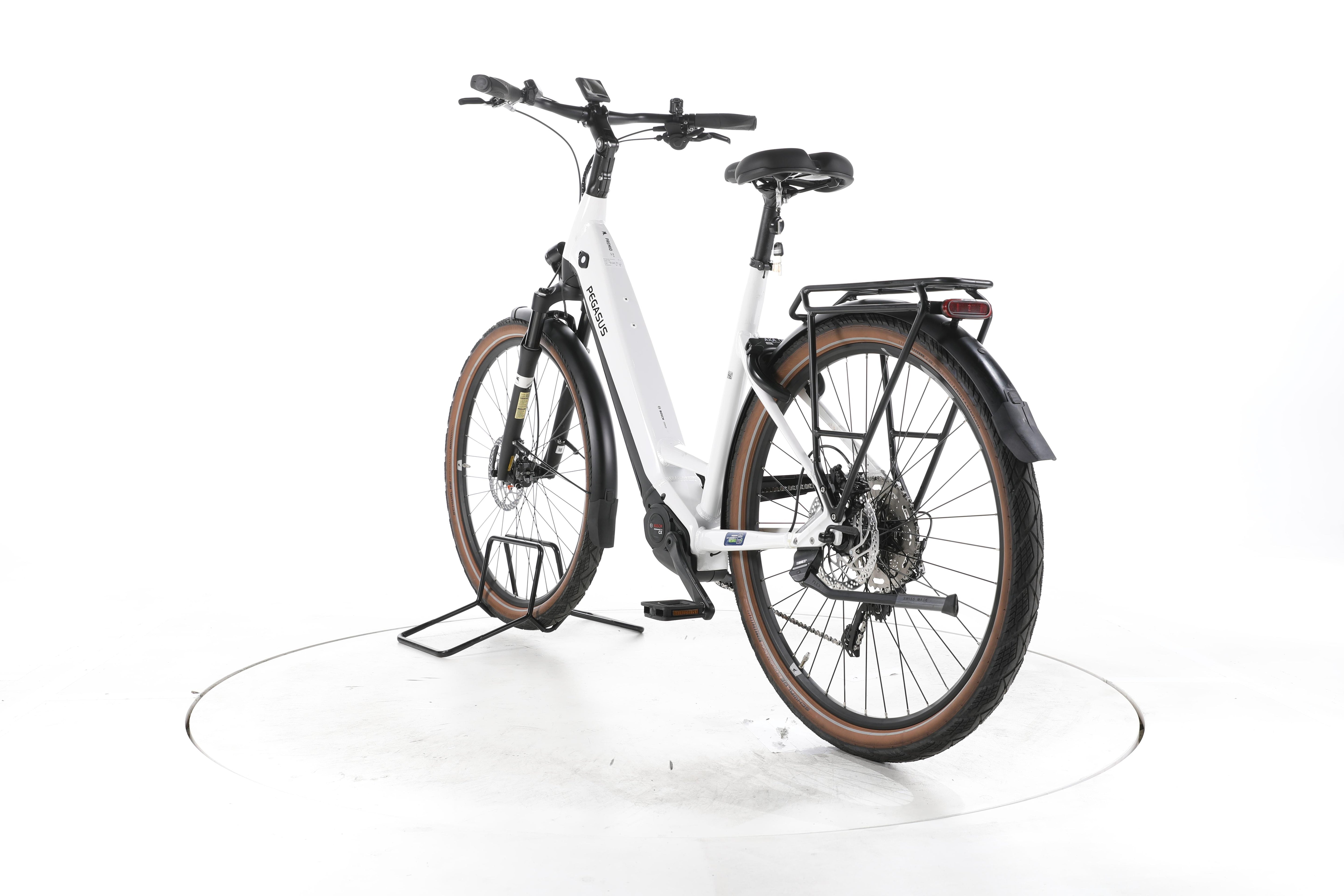 Pegasus Premio EVO Lite Trekking E-Bike Tiefeinsteiger - Image 9