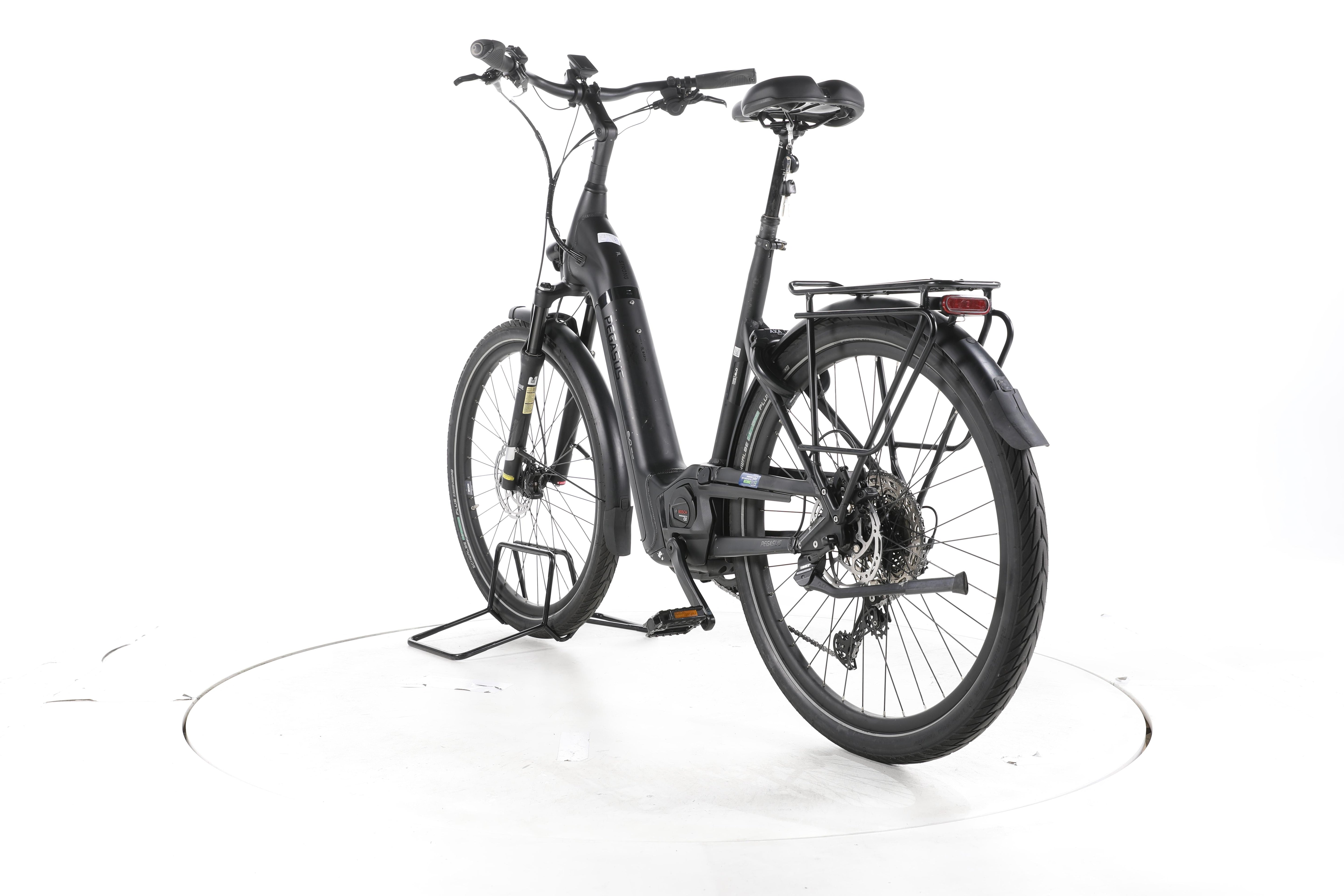 Pegasus Strong EVO 12 Lite Trekking E-Bike Tiefeinsteiger - Image 9