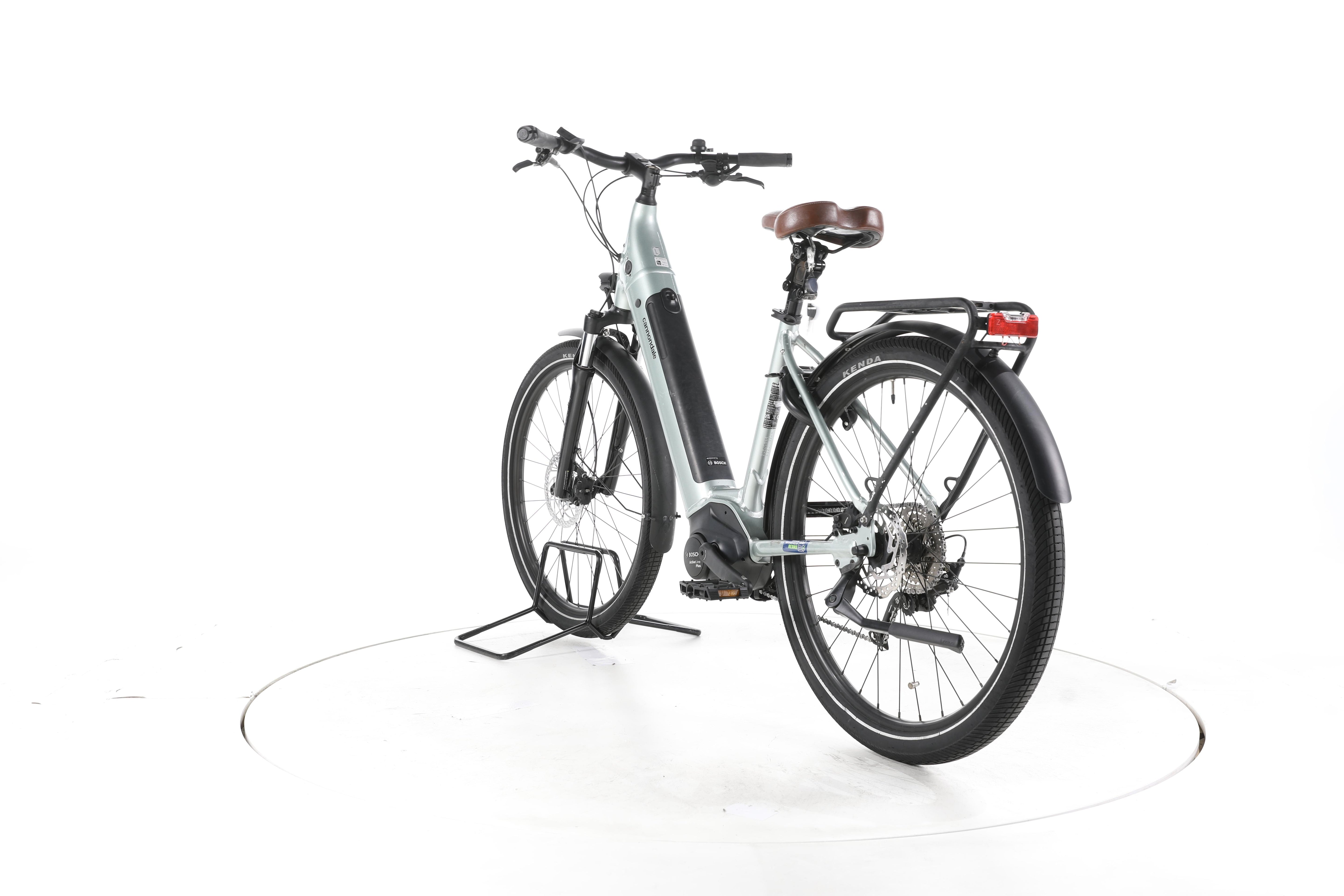 Cannondale 650 U Adventure Neo 2 EQ Trekking E-Bike Tiefeinsteiger - Image 9