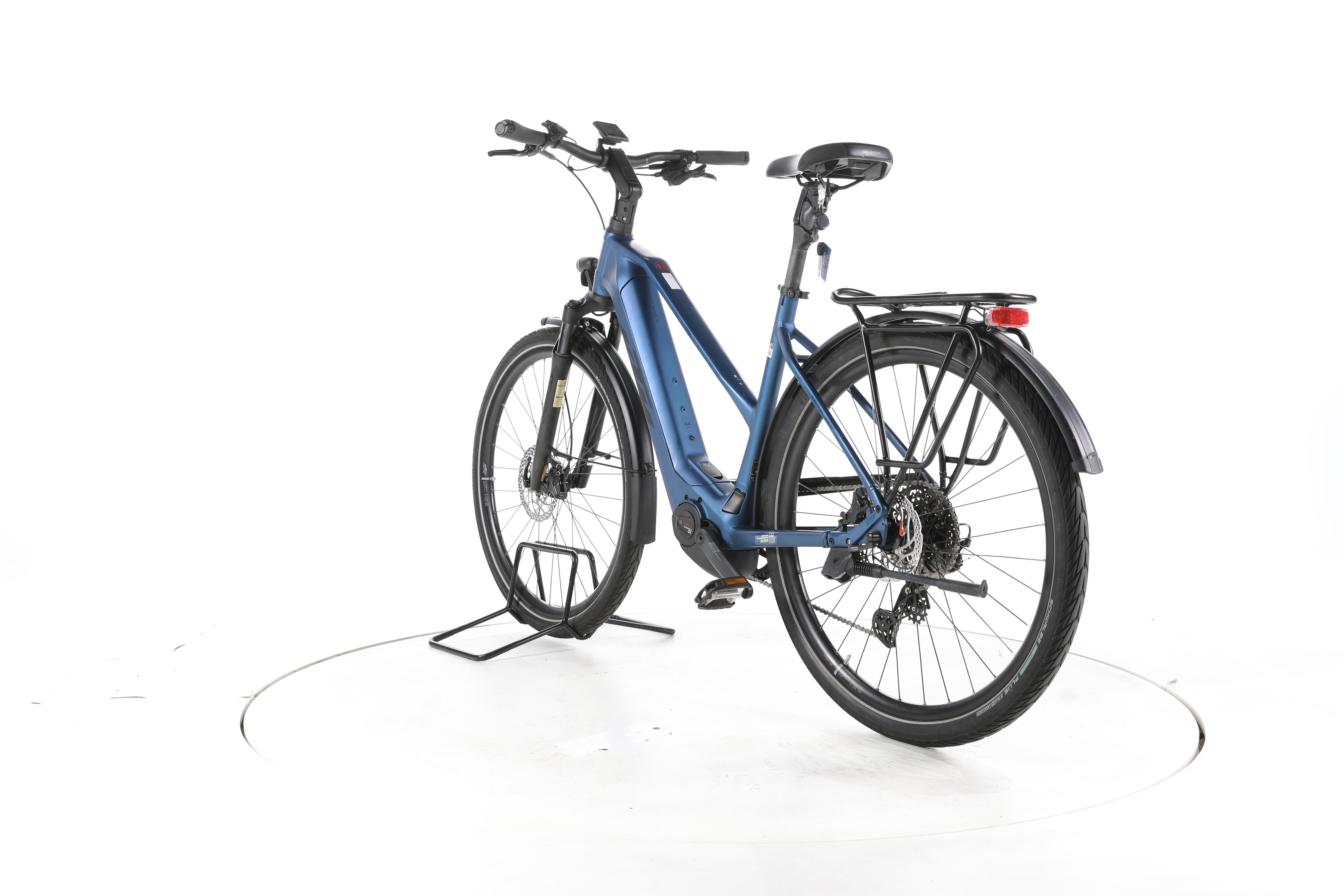 KTM Macina Style 730 Trekking E-Bike - Image 9