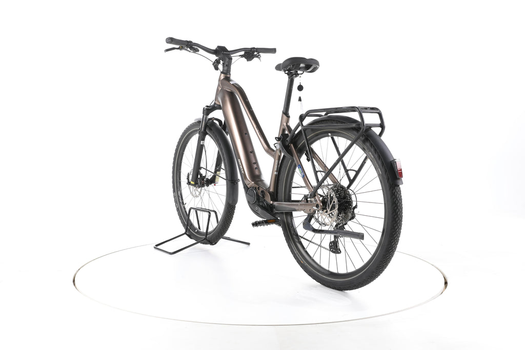 Giant Explore E+ Pro 1 Trekking E-Bike - Image 9