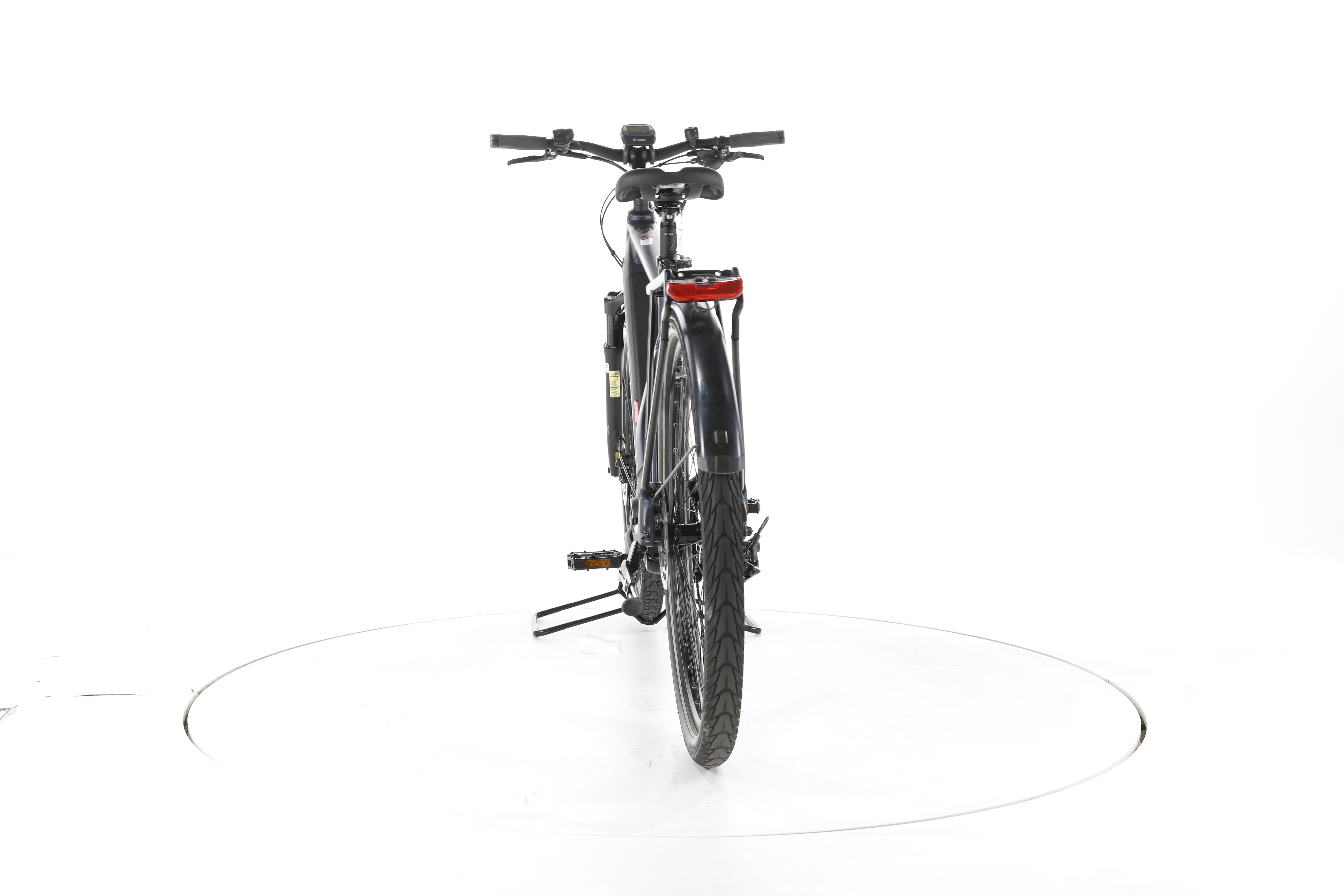 Carver Route E.530 Trekking E-Bike - Image 10
