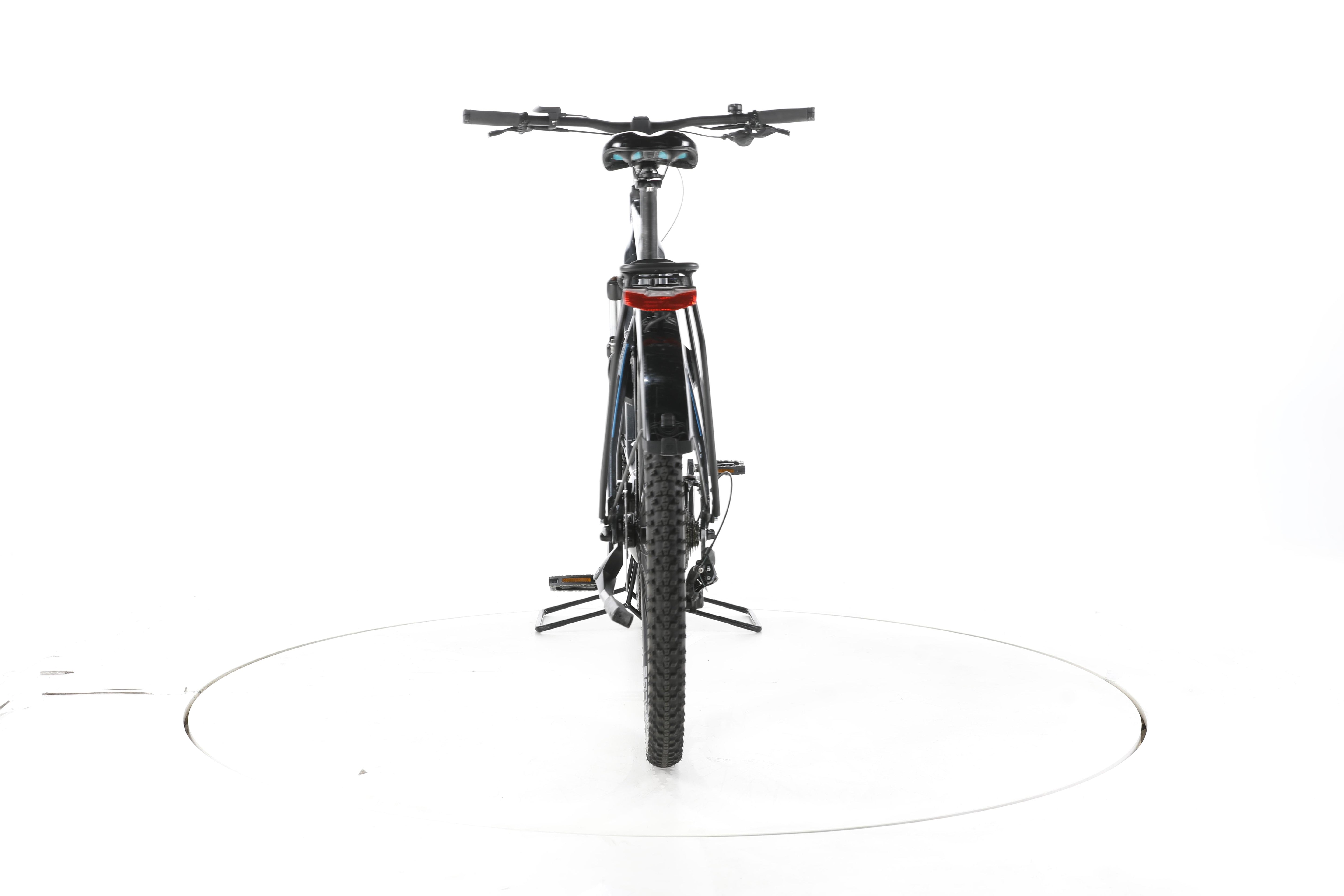 Green's Dorset Trekking E-Bike - Image 10