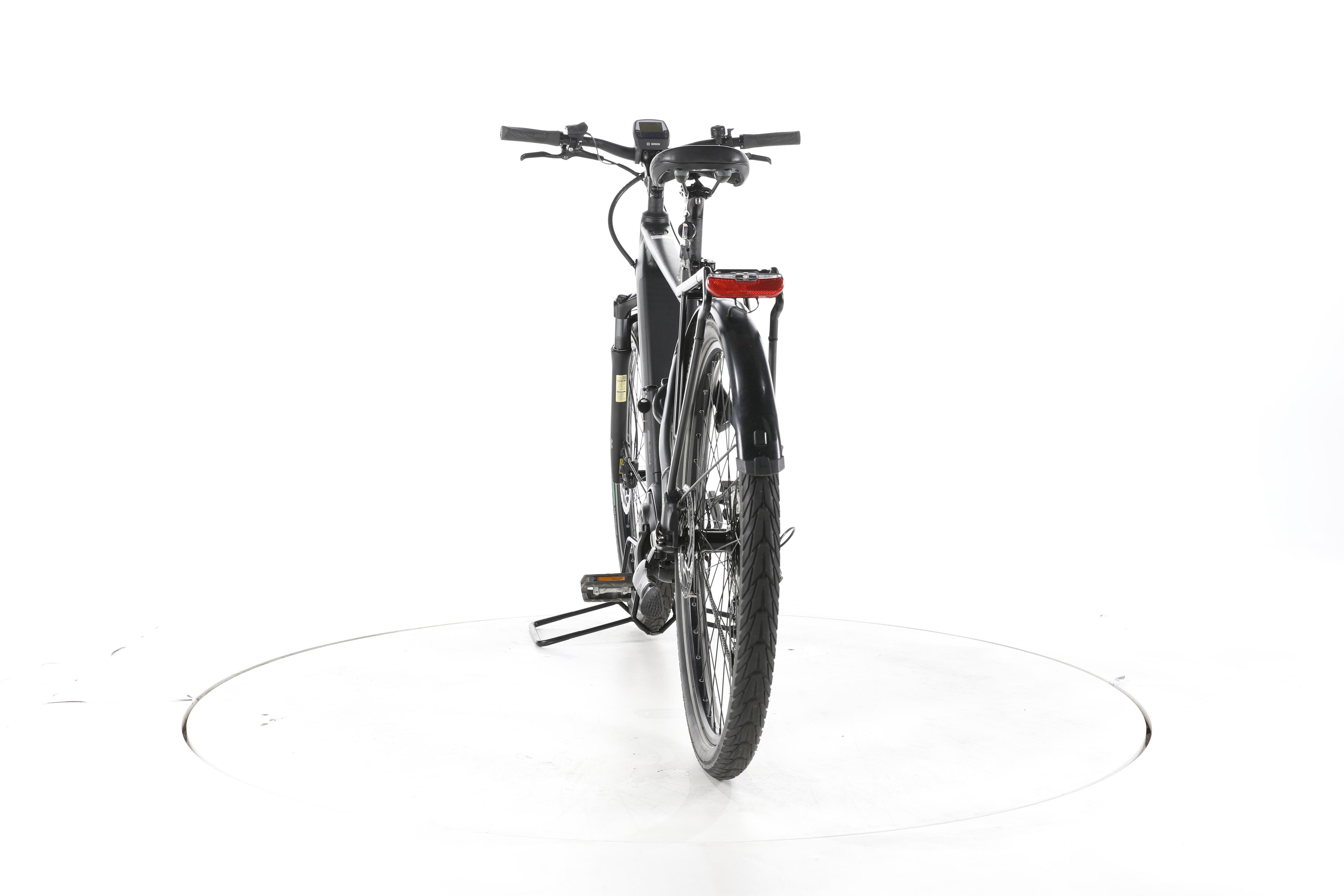 Carver Route E.510 Trekking E-Bike - Image 10