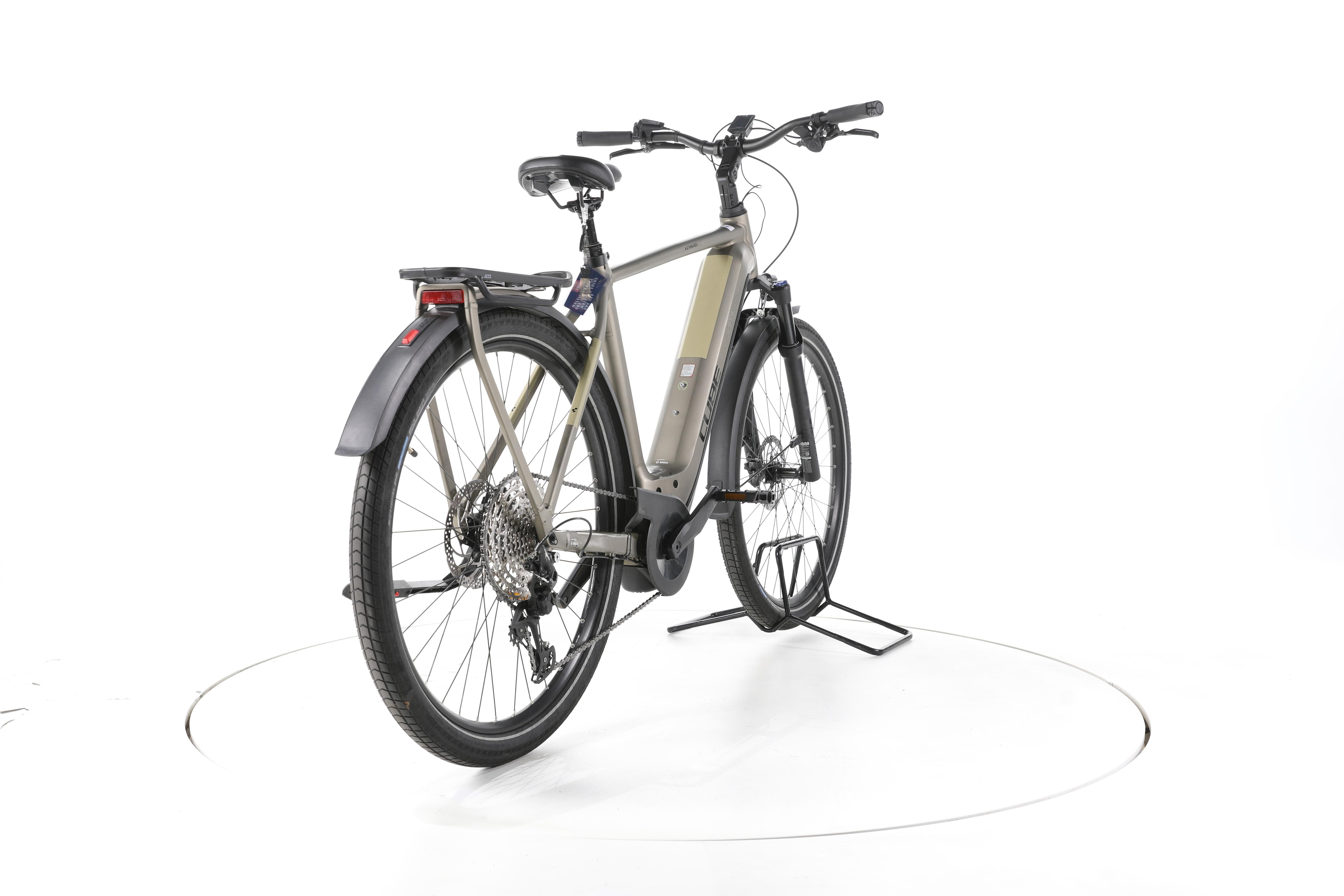 Cube Kathmandu Hybrid Pro Trekking E-Bike - Image 11