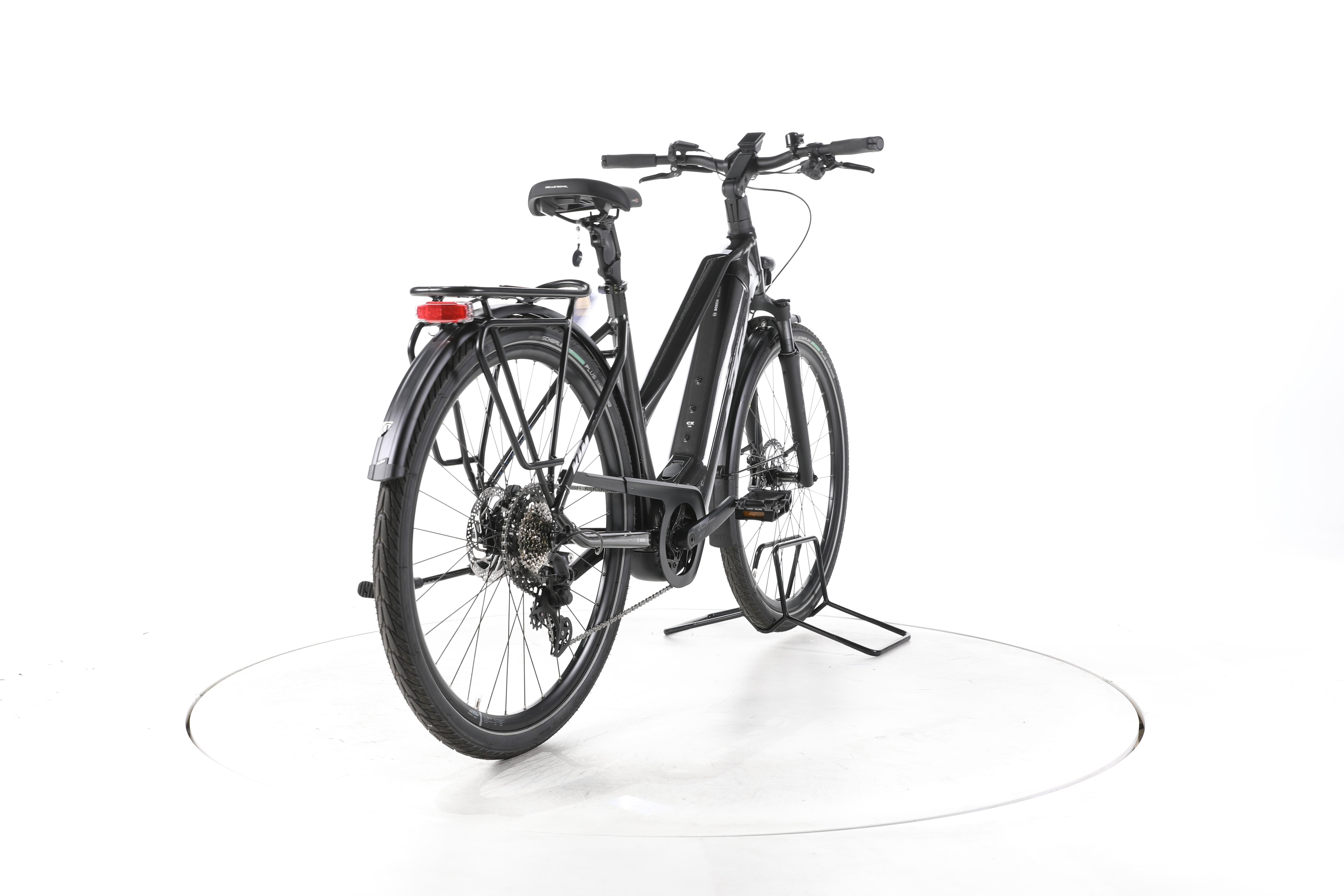 KTM Macina Style 730 Trekking E-Bike - Image 11