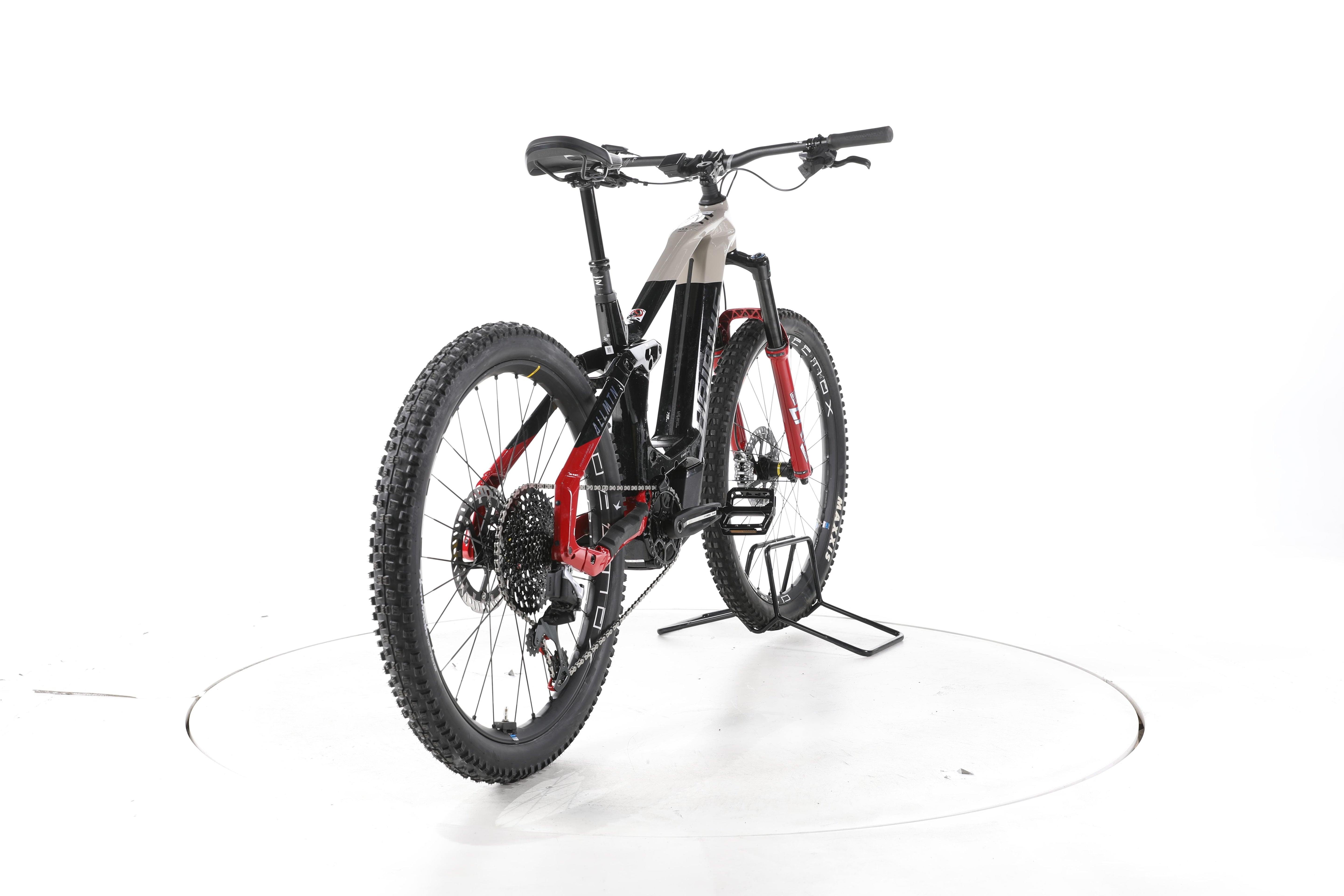 Haibike AllMtn CF SE E-Bike Fully - Image 11