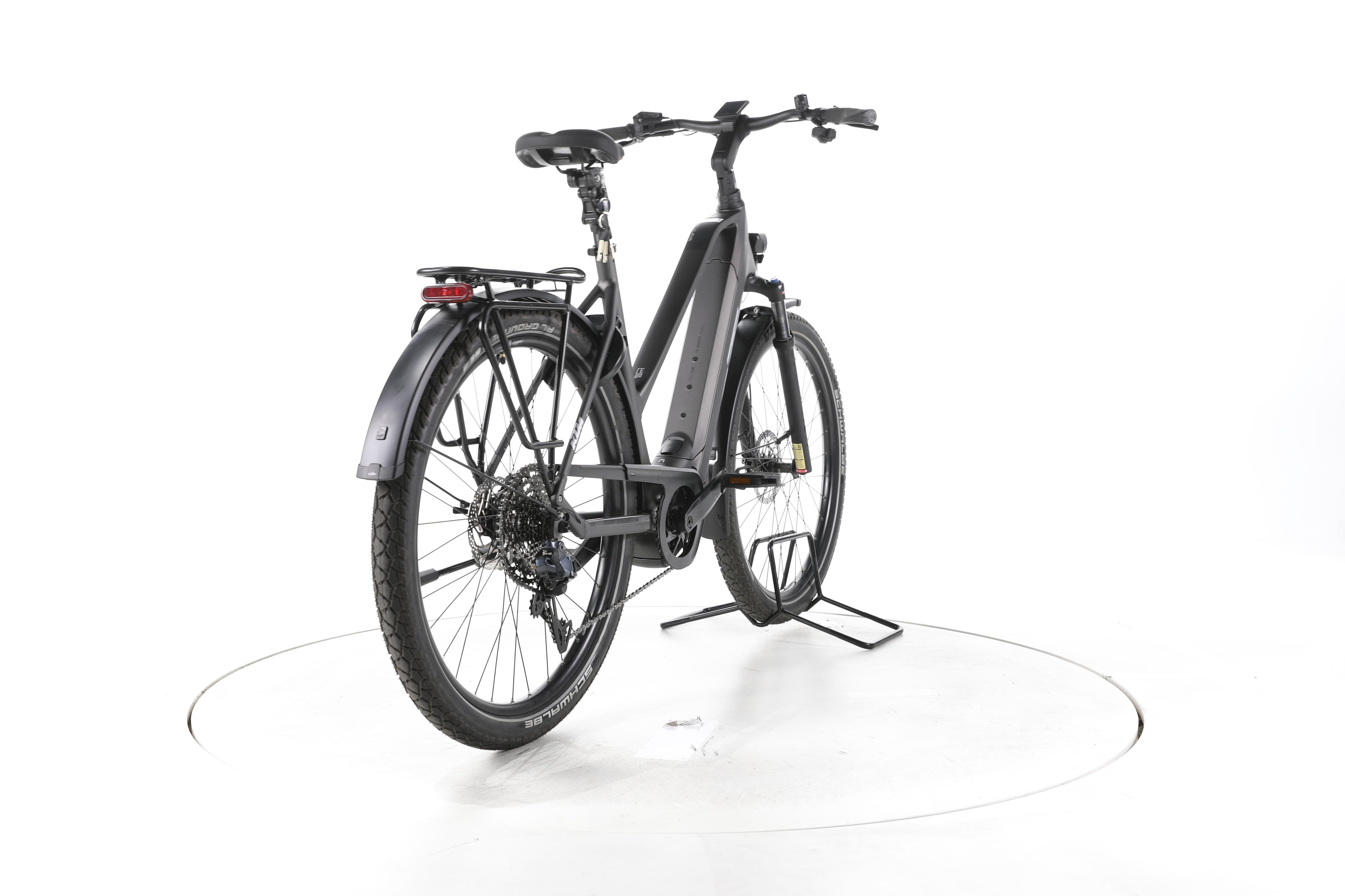 KTM Cento Plus Di2 Trekking E-Bike 2026 - Image 11