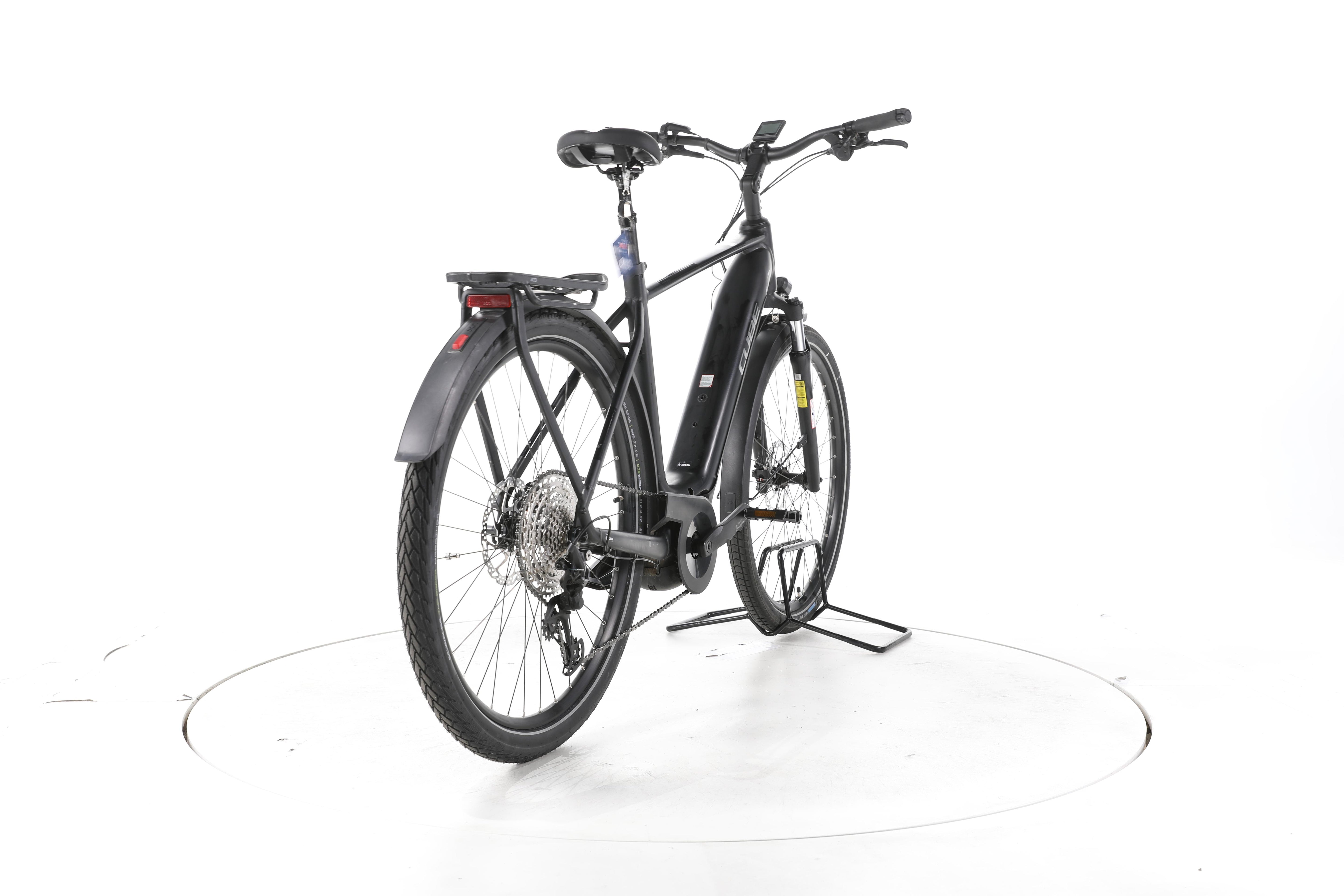 Cube Touring Hybrid Pro Trekking E-Bike - Image 11