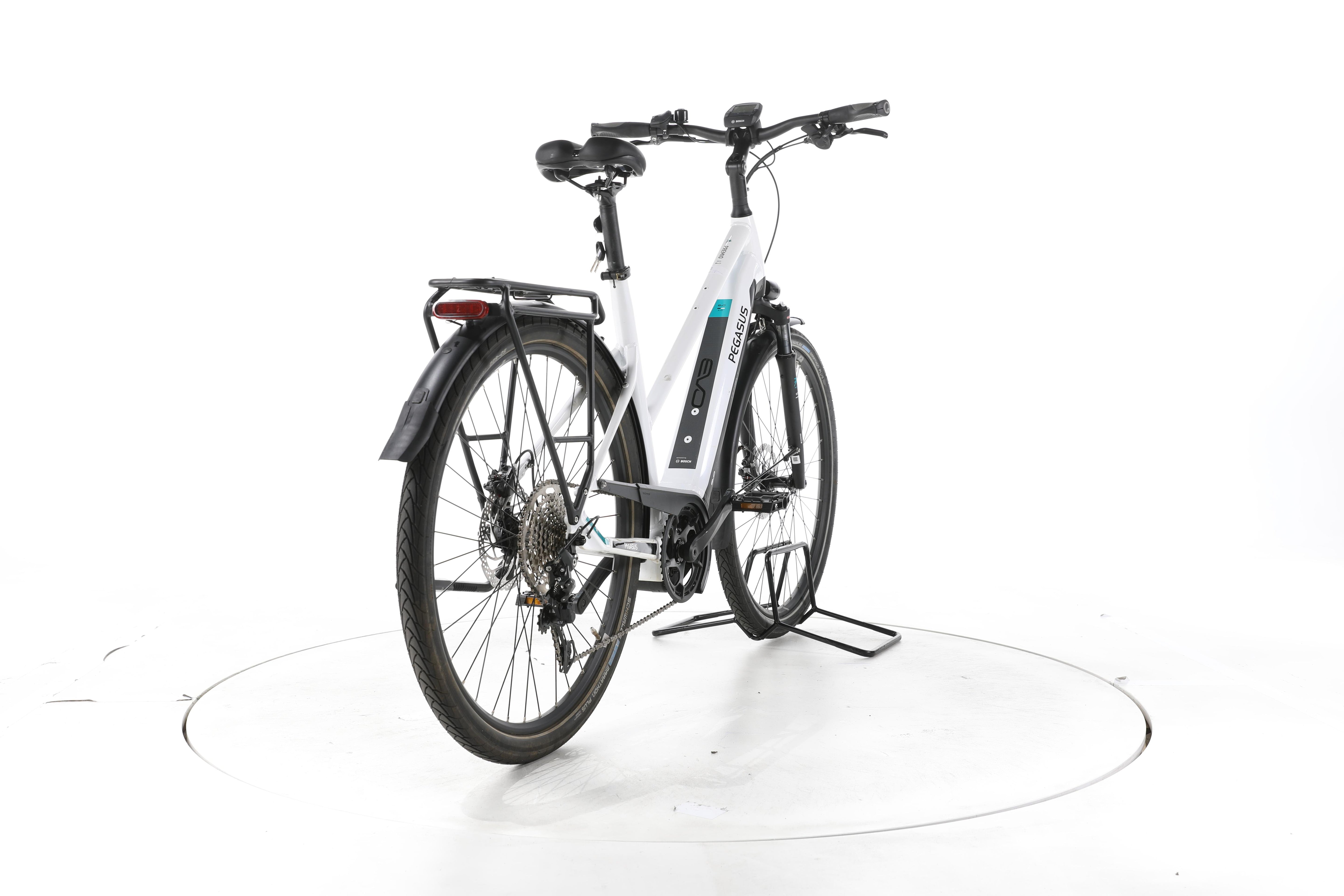 Pegasus Premio EVO Lite Comfort Trekking E-Bike - Image 11