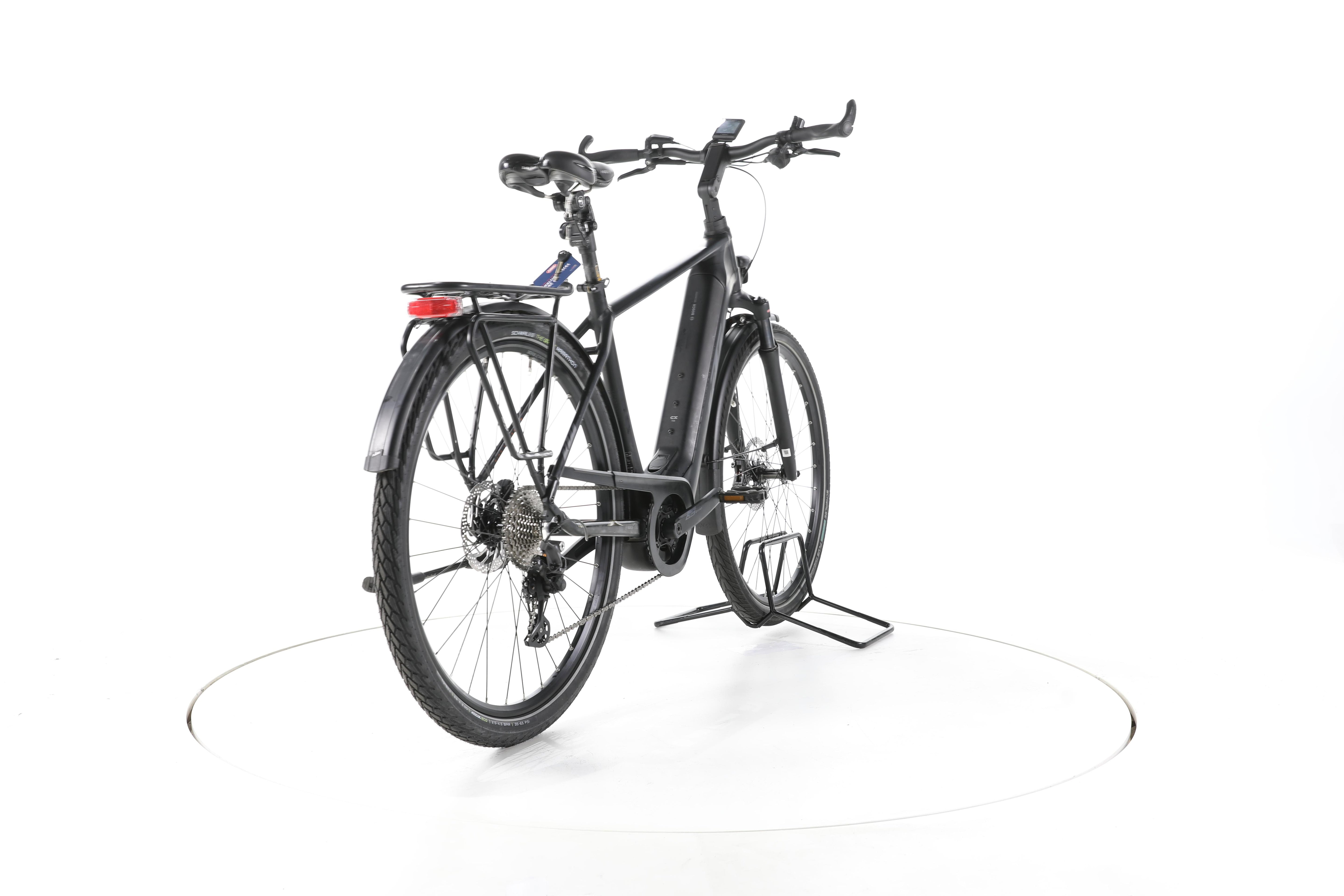 KTM Macina Style 730 Trekking E-Bike - Image 11