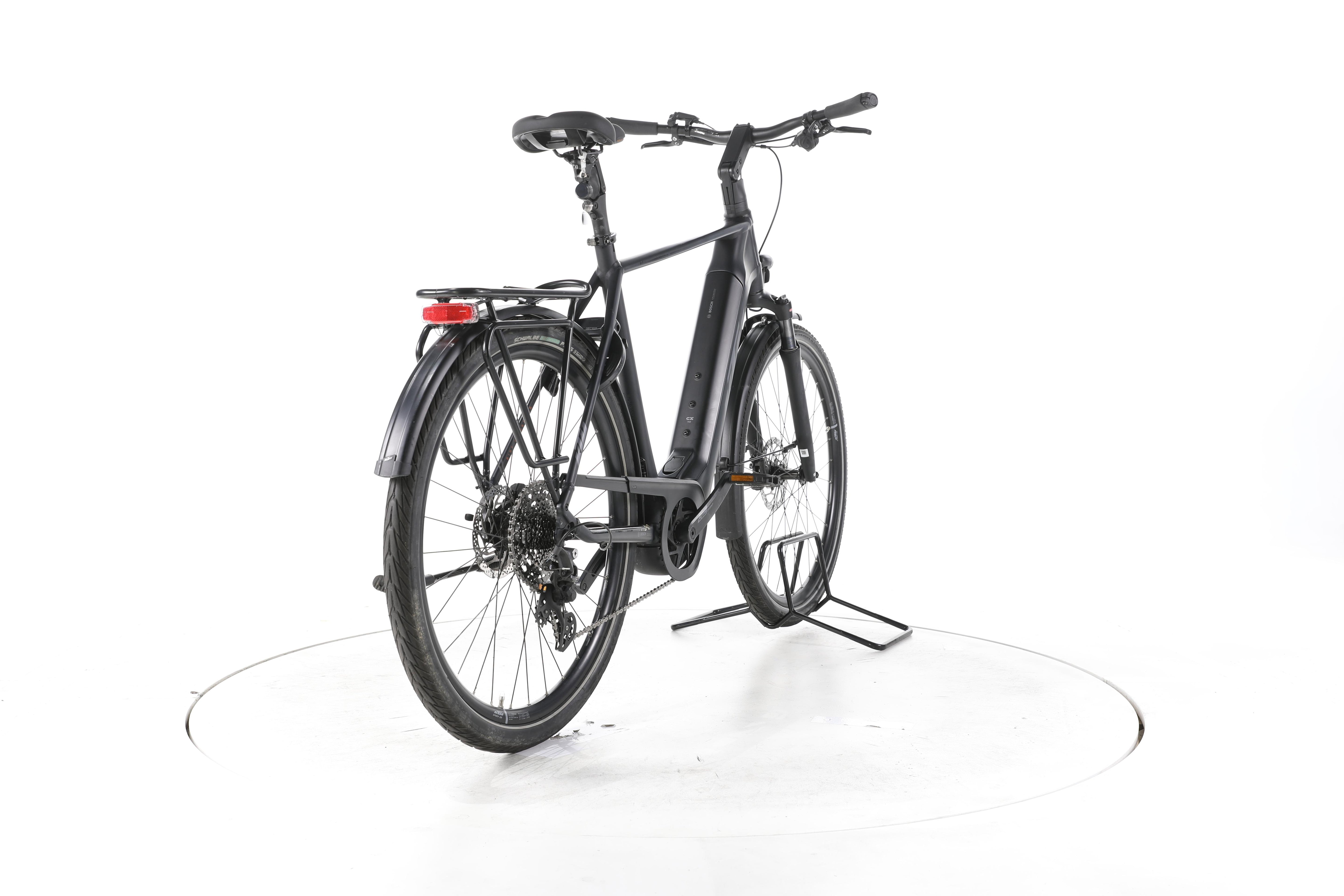 KTM Macina Style 730 Trekking E-Bike - Image 11