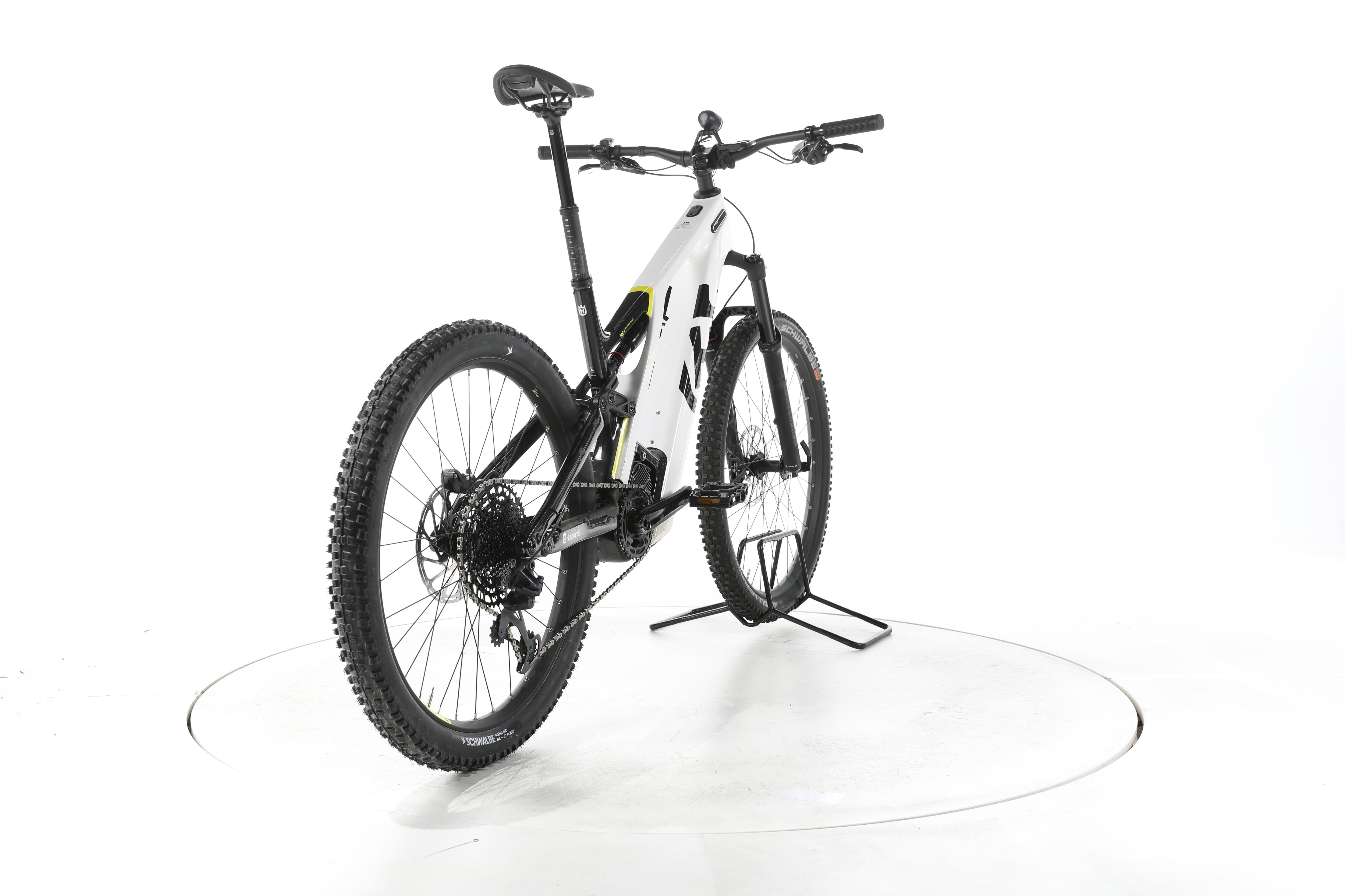 Husqvarna E-Bicycles Mountain Cross MC4 E-Bike Fully Carbon - Image 11