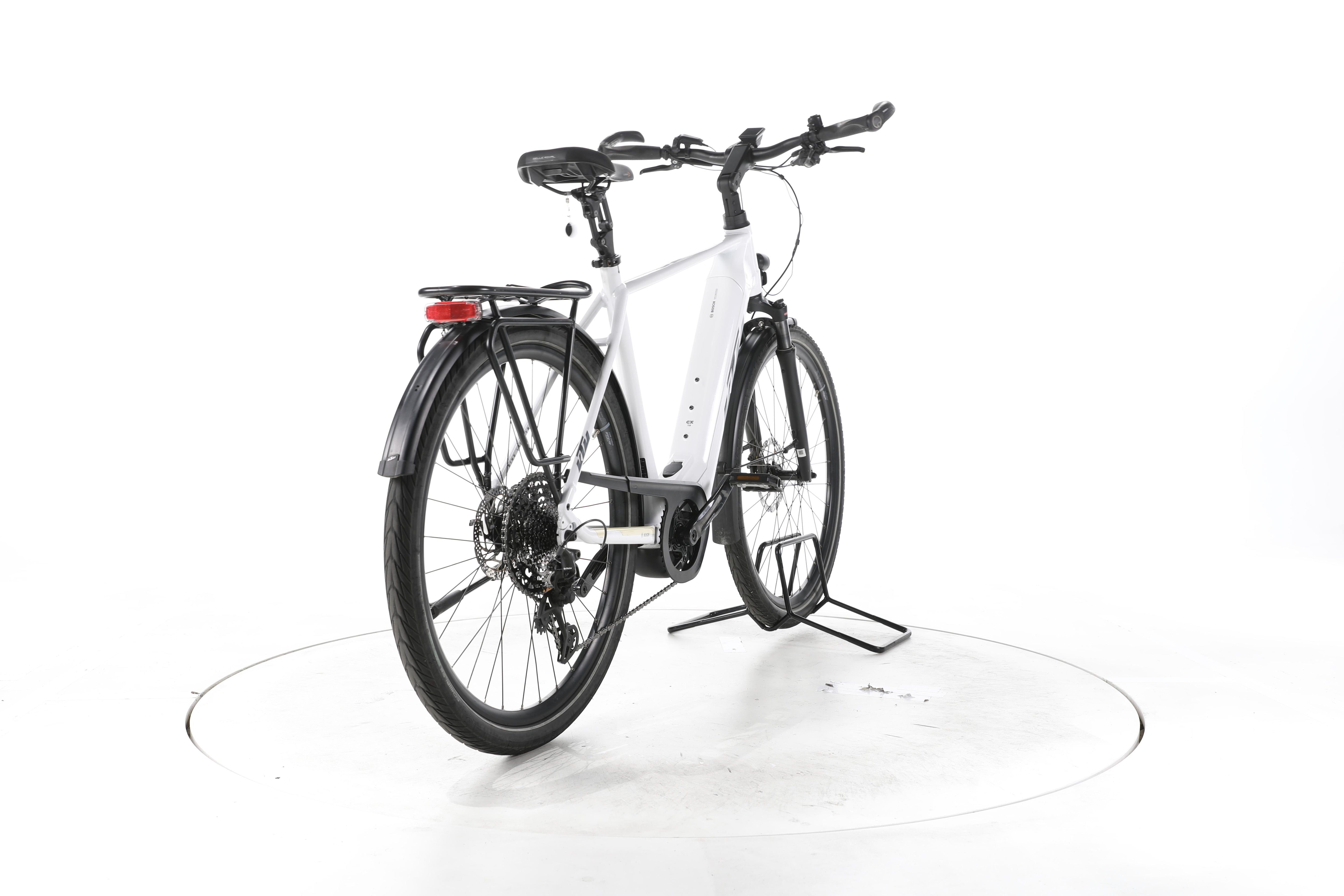 KTM Macina Style 720 Trekking E-Bike - Image 11