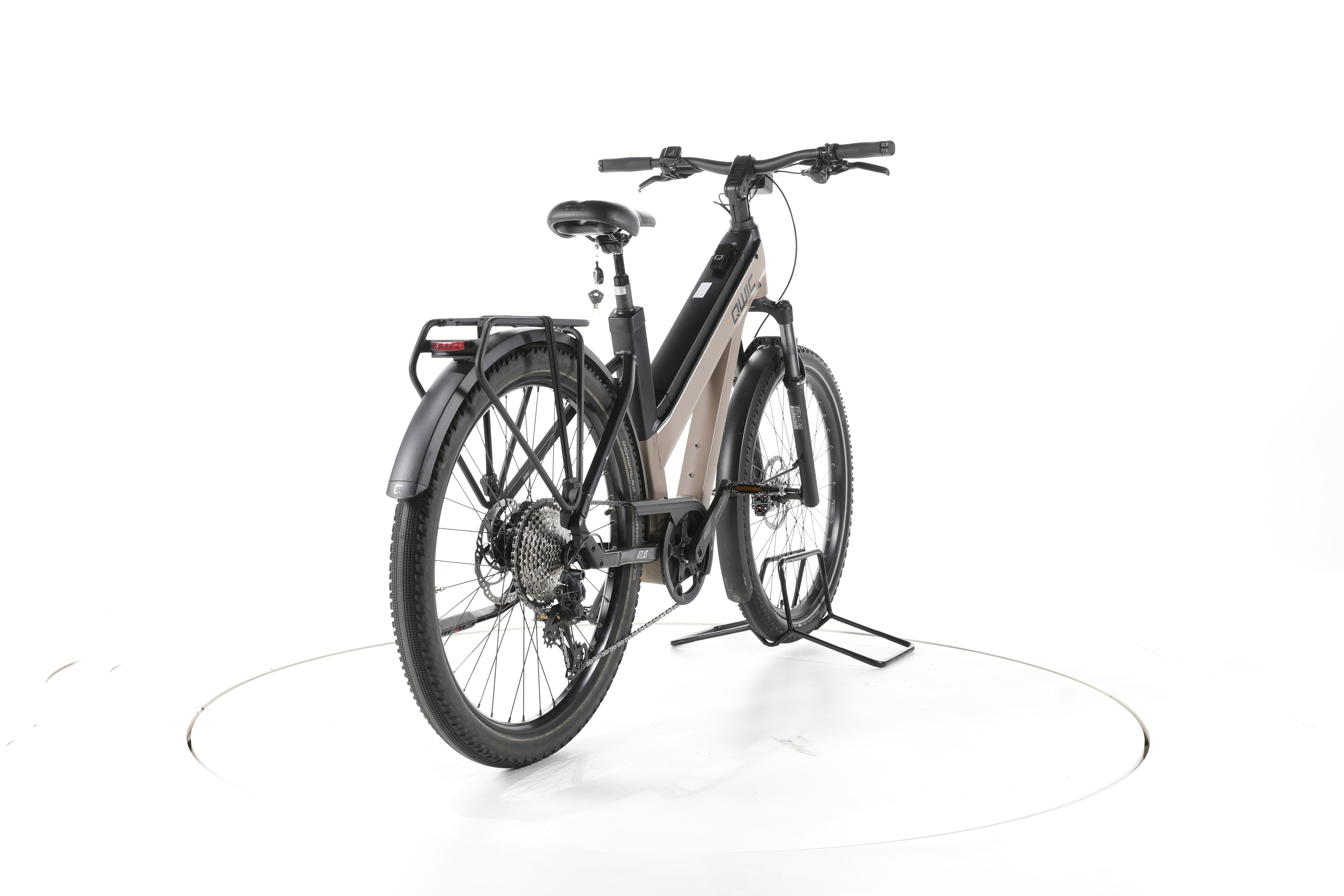 QWIC Atlas Track Trekking E-Bike - Image 11