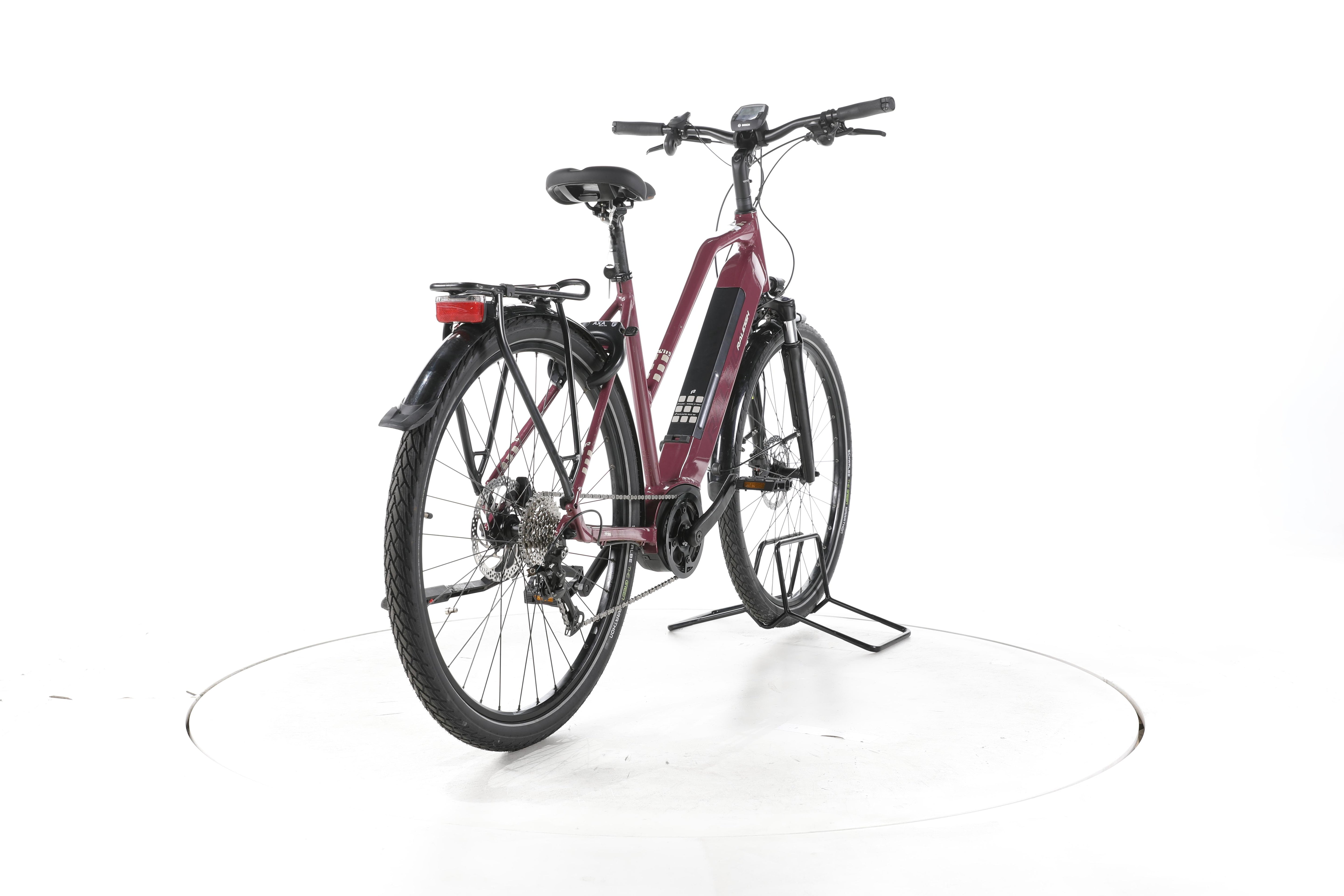 Raleigh Kent 9 Trekking E-Bike - Image 11