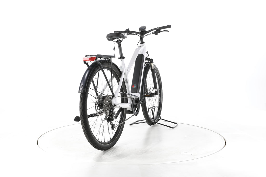 Carver Route E.510 Trekking E-Bike - Image 11