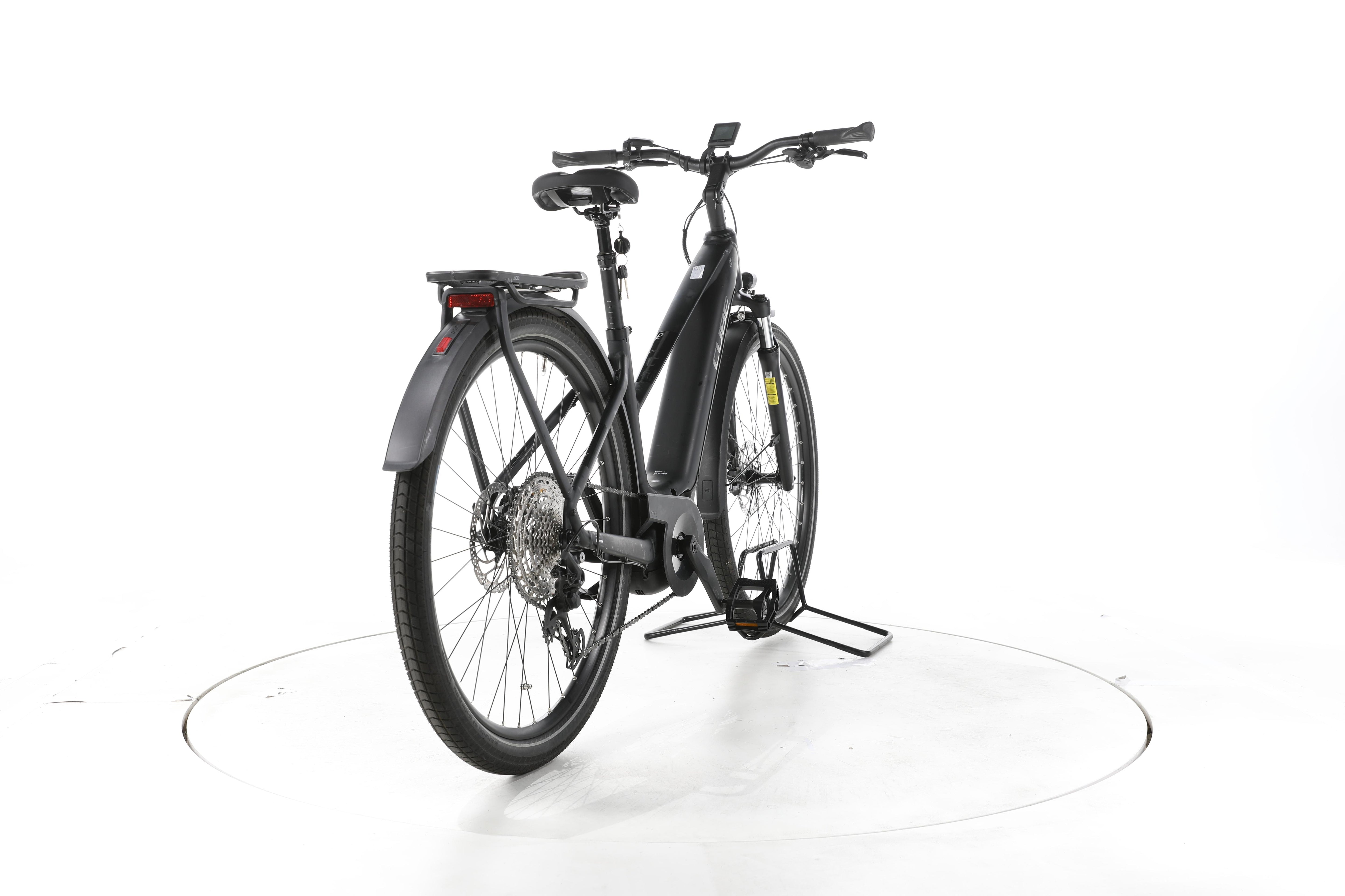 Cube Touring Hybrid Pro Trekking E-Bike - Image 11