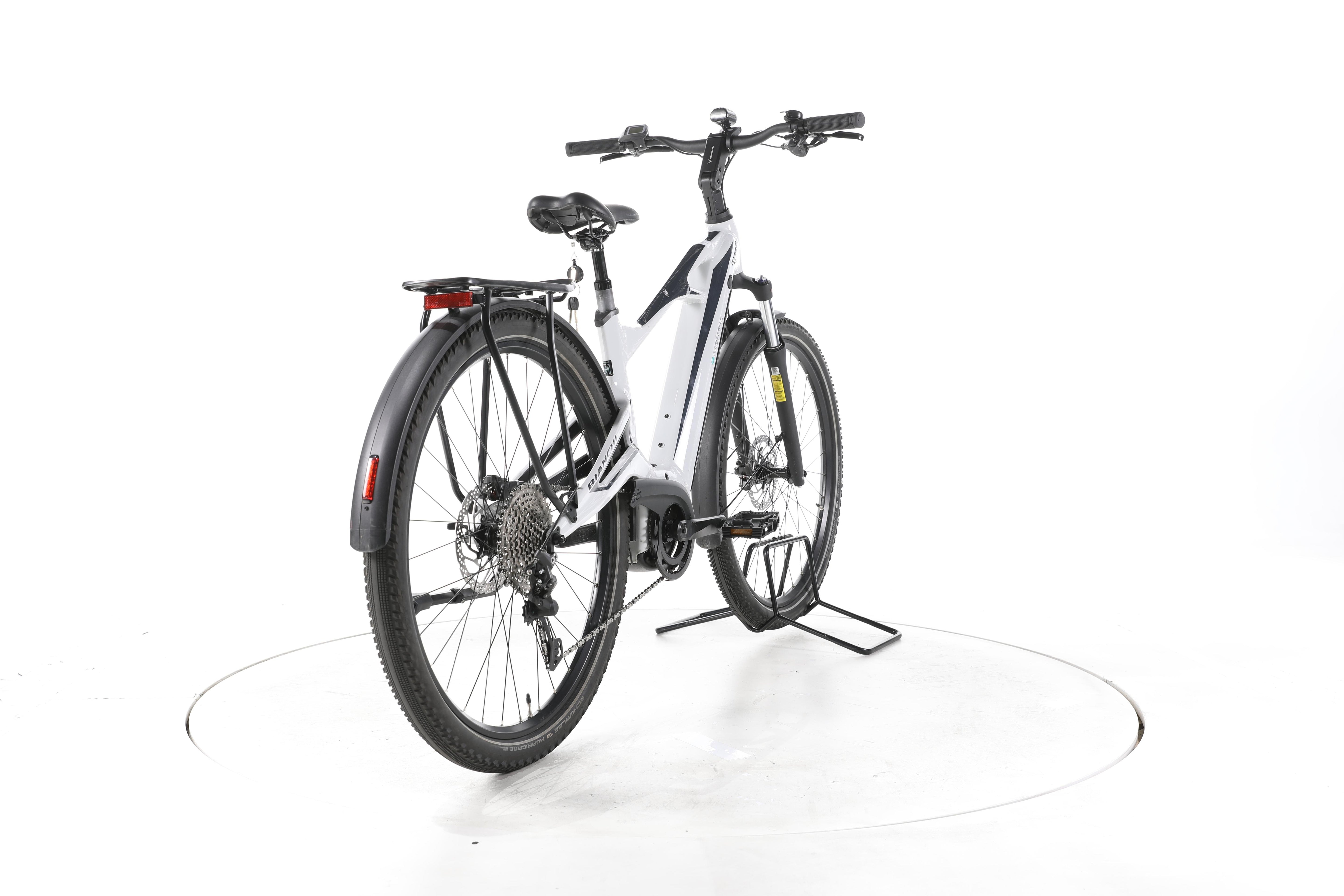 Bianchi E Vertic T-Type Trekking E-Bike - Image 11