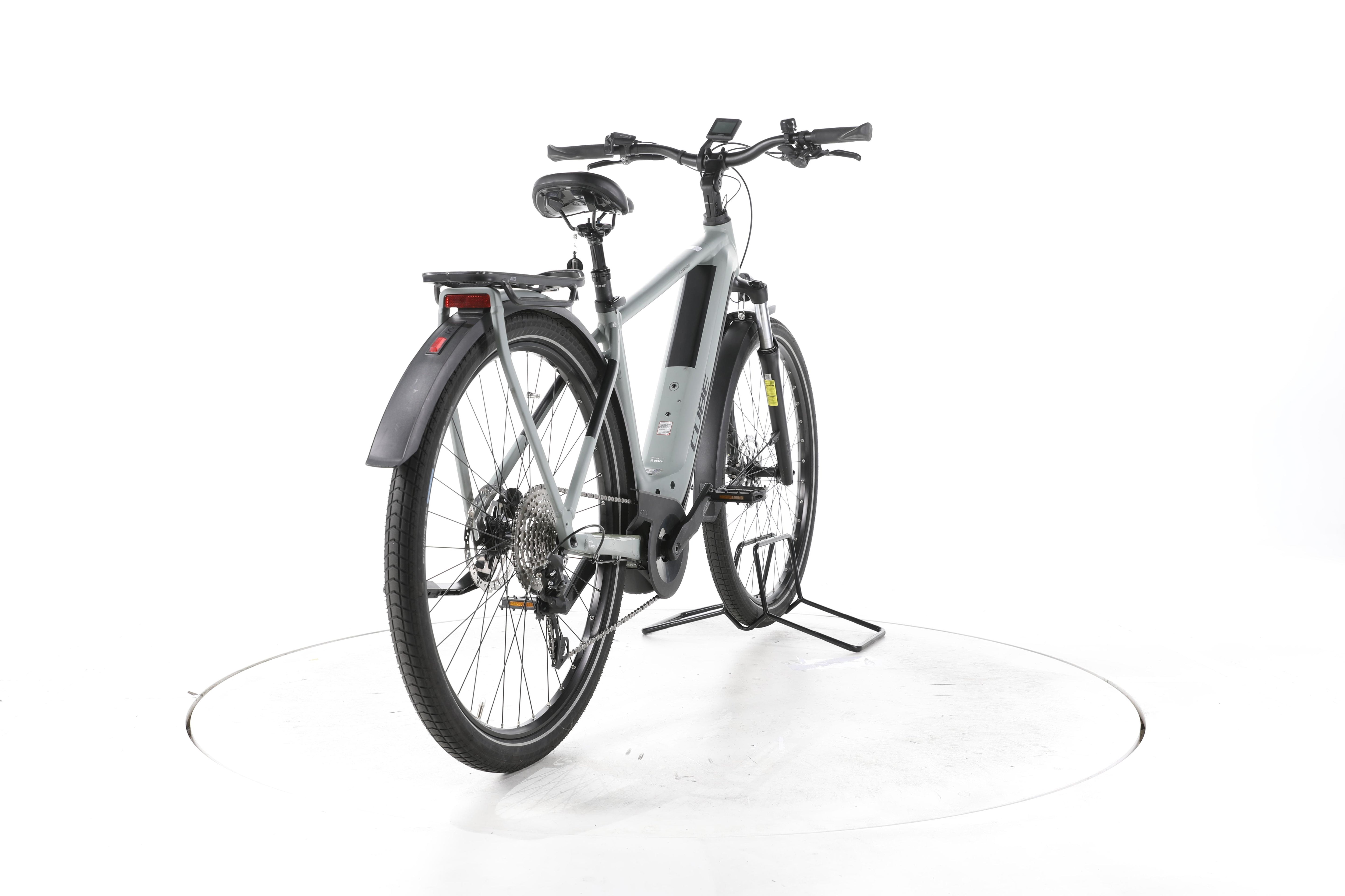 Cube Kathmandu Hybrid ONE Trekking E-Bike - Image 11