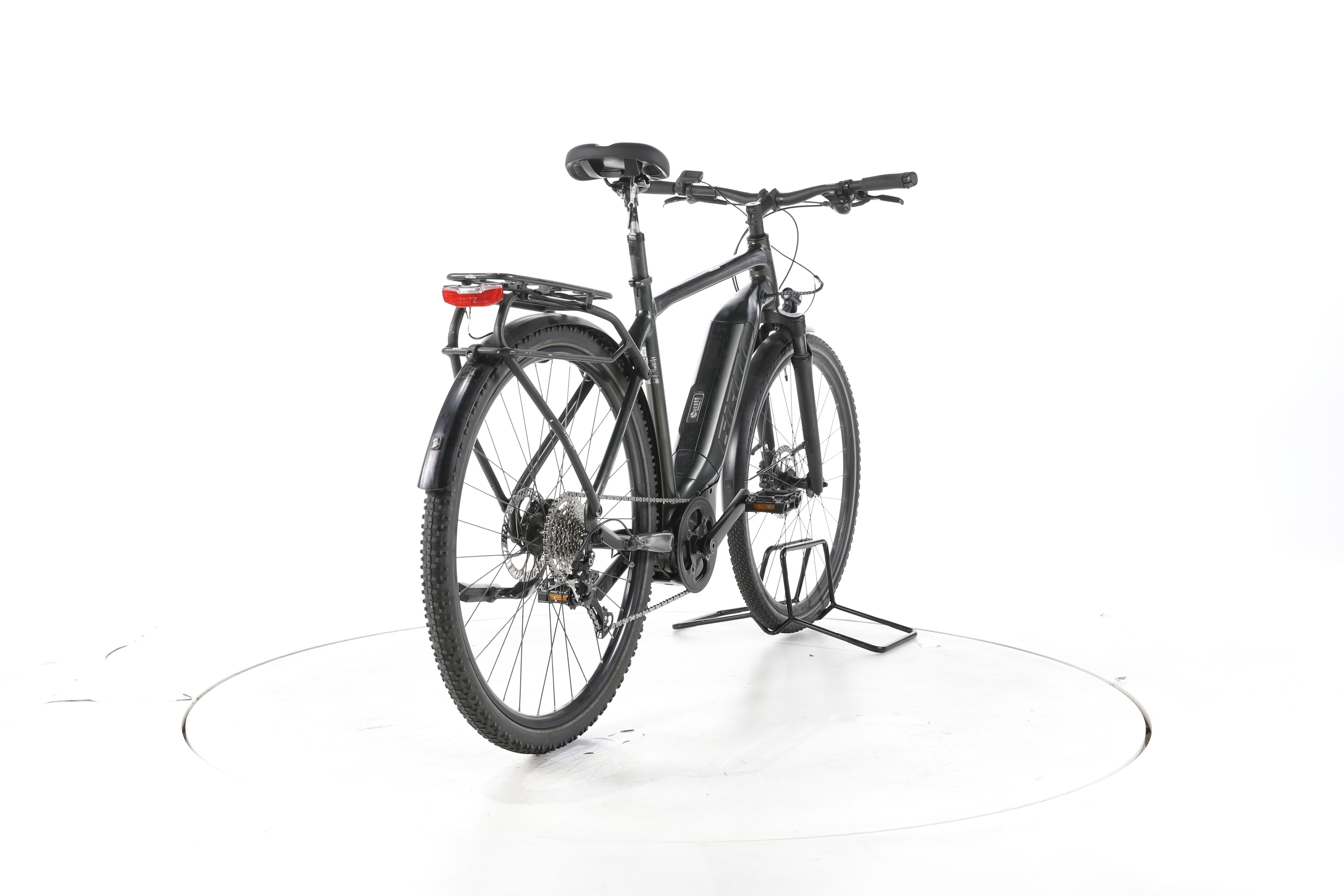 Giant Explore E+ 3 Trekking E-Bike - Image 11