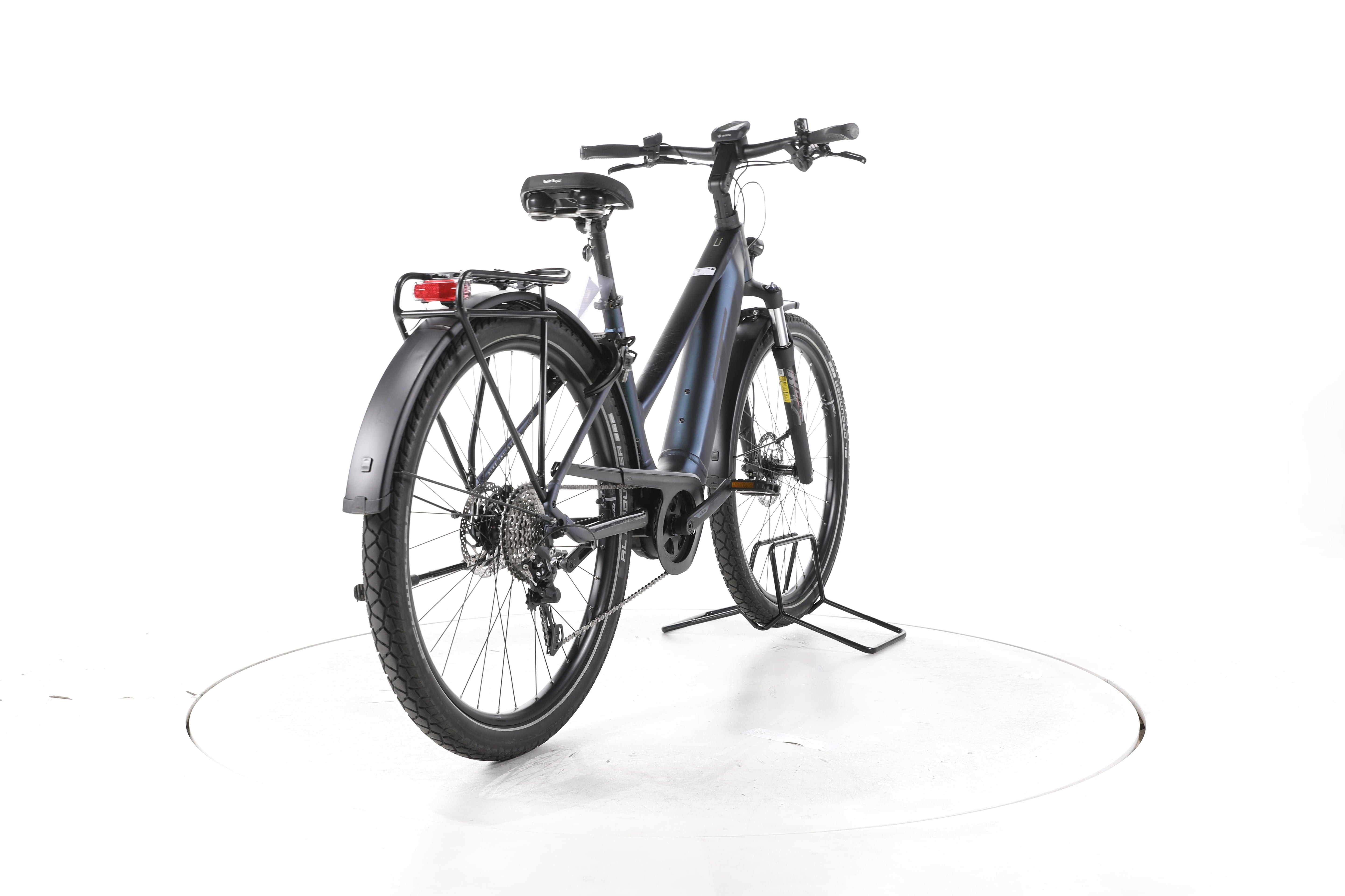 KTM Macina Gran P6102 Trekking E-Bike - Image 11