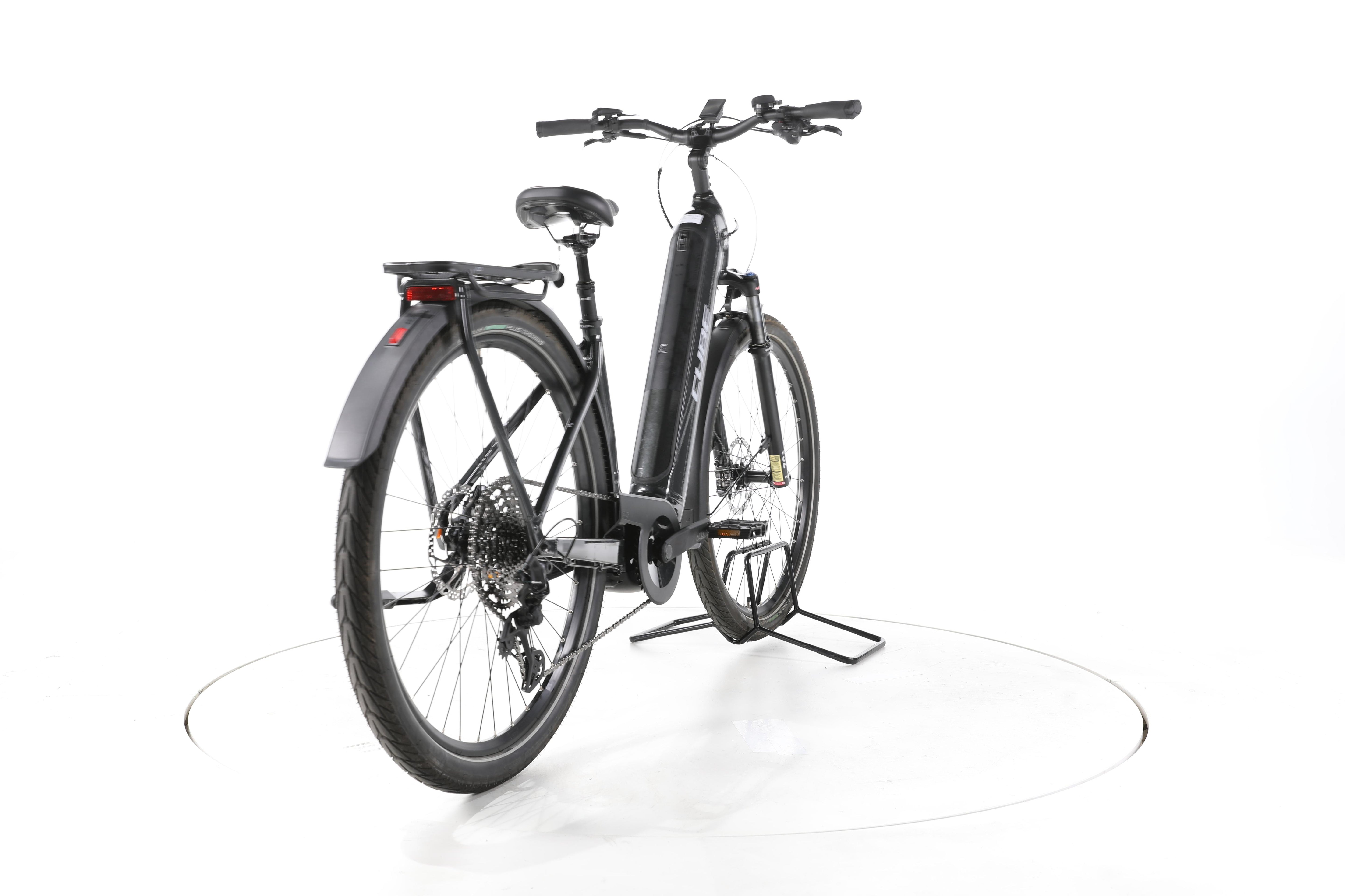Cube Kathmandu Hybrid EXC Trekking E-Bike Tiefeinsteiger 2024 - Image 11