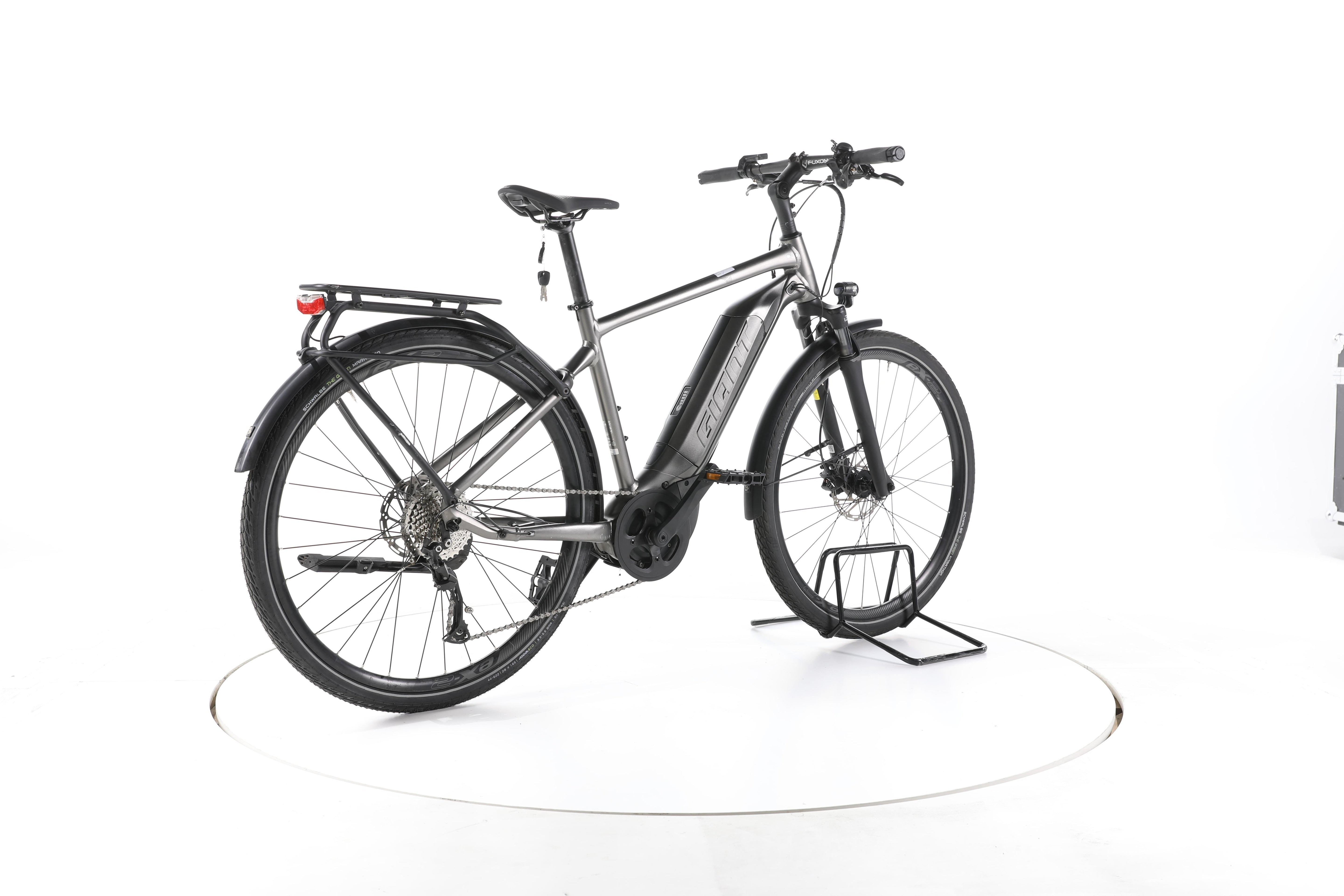 Giant Explore E+ 3 Trekking E-Bike - Image 12