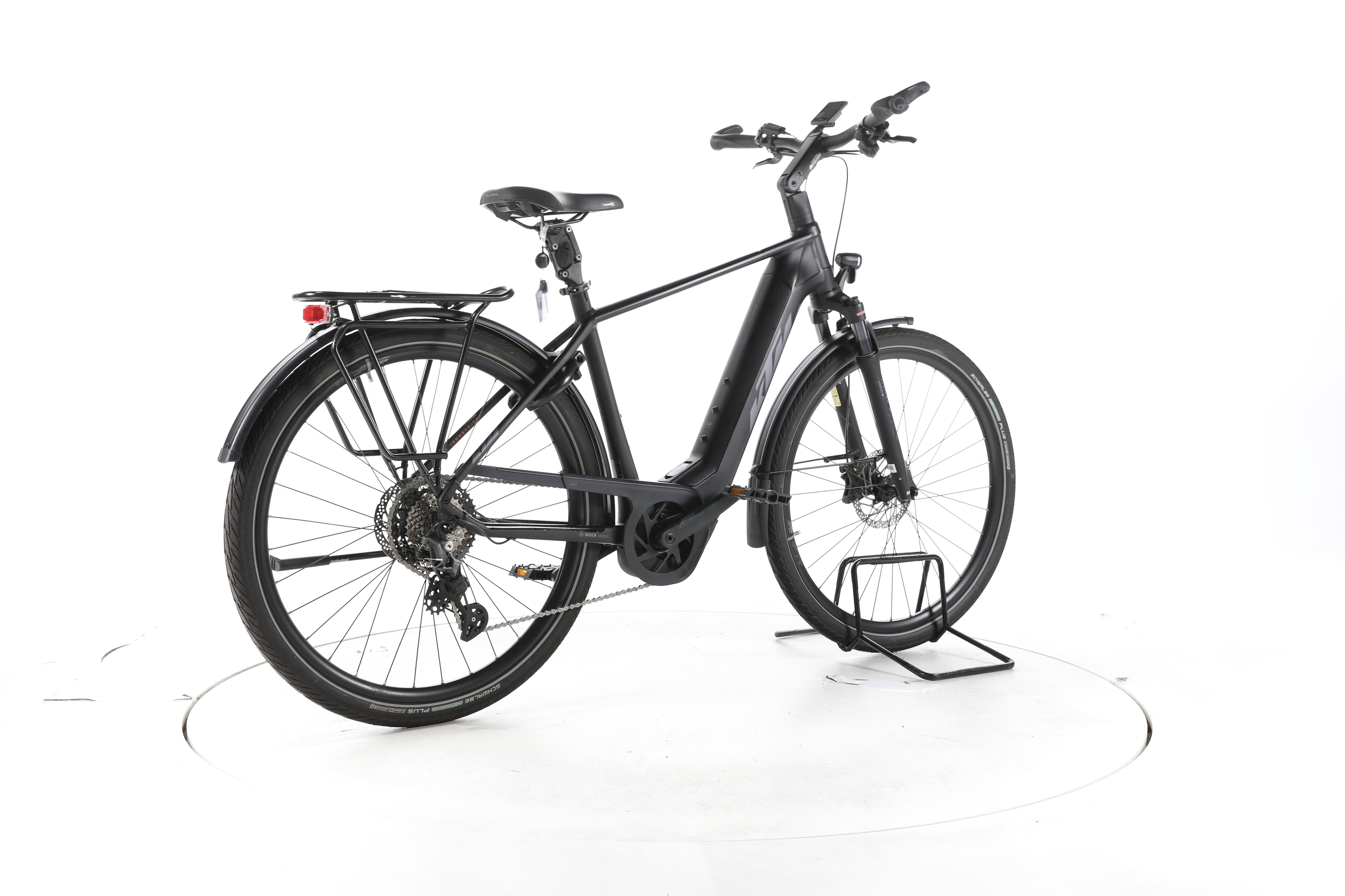 KTM Macina Style 730 Trekking E-Bike - Image 12