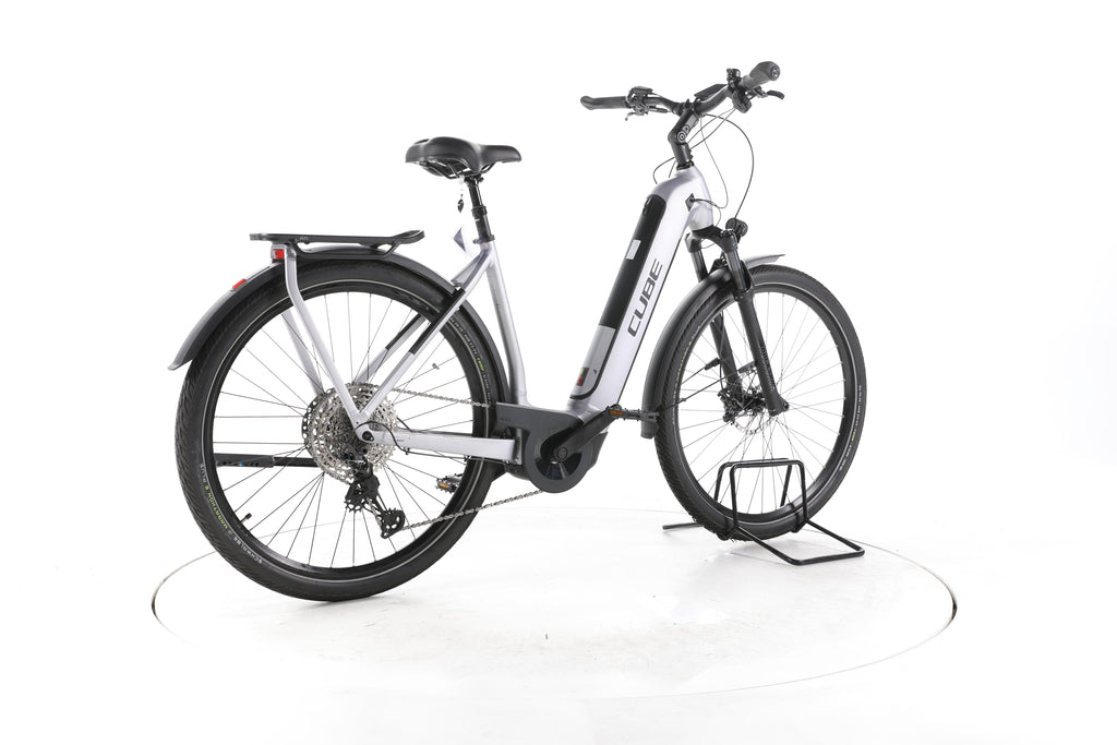 Cube Kathmandu Hybrid SLX Trekking E-Bike Tiefeinsteiger 2024 - Image 12