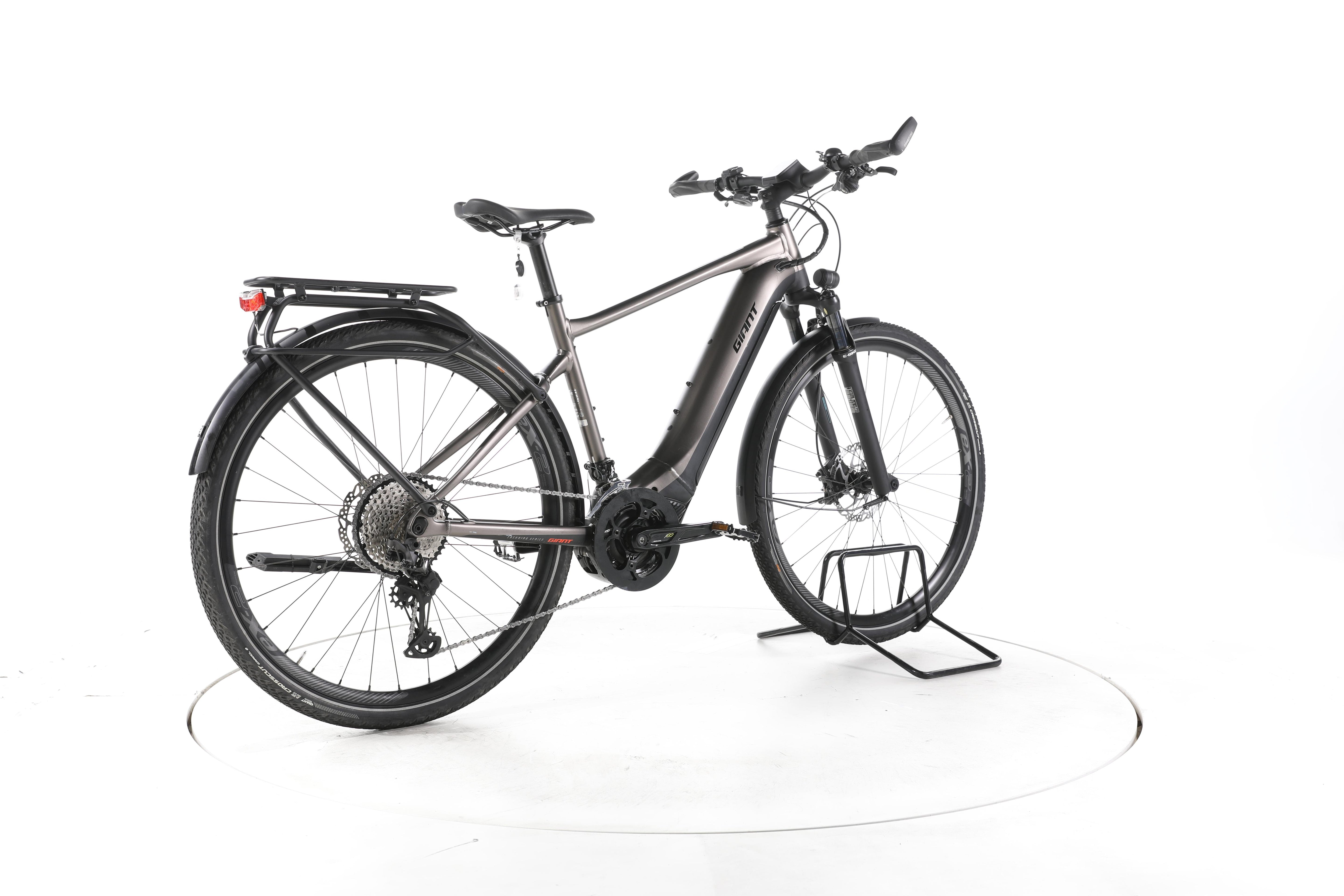 Giant Explore E+ Pro 0 Trekking E-Bike - Image 12