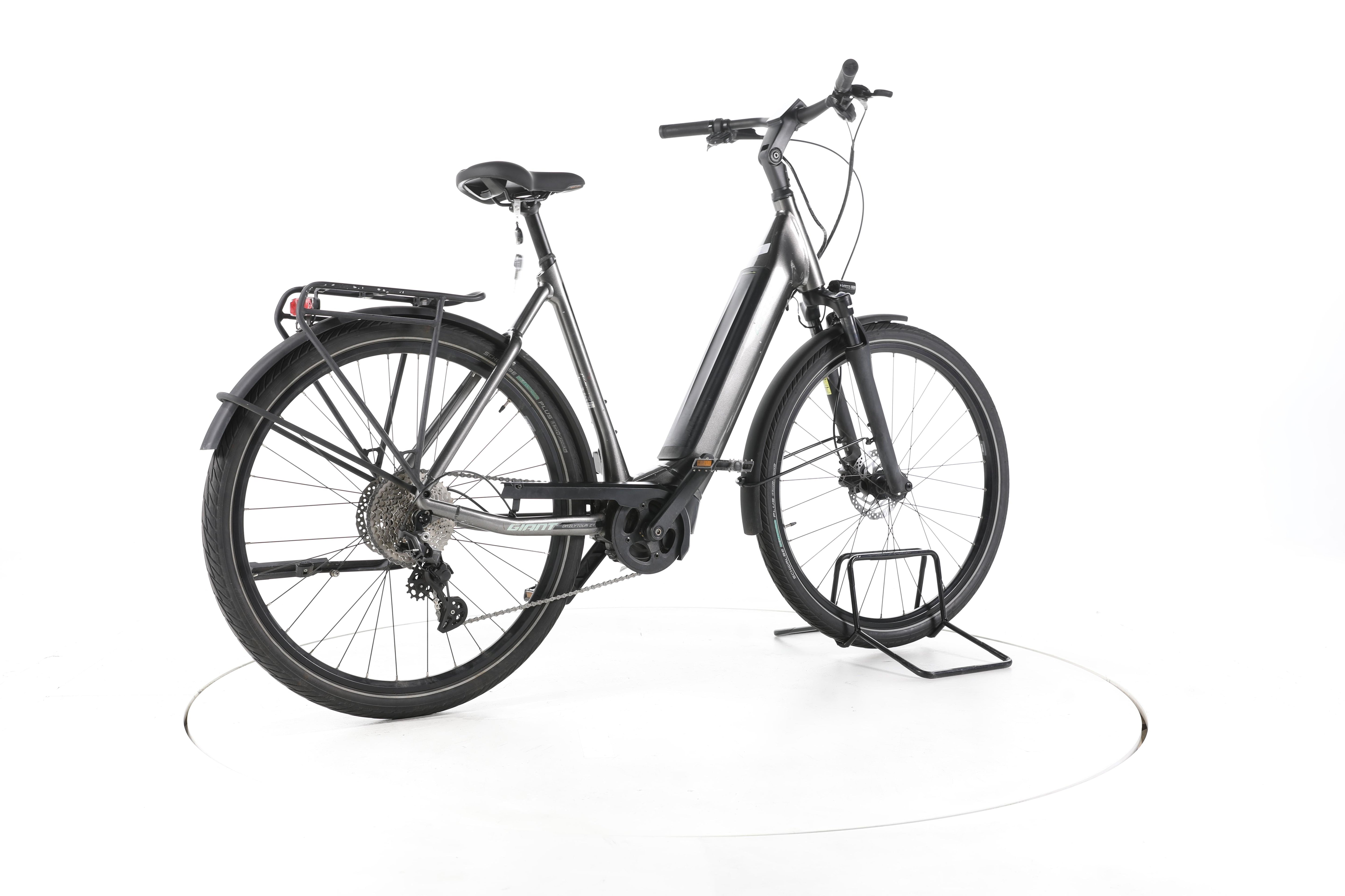 Giant DailyTour E+ 2D LDS Trekking E-Bike Tiefeinsteiger - Image 12