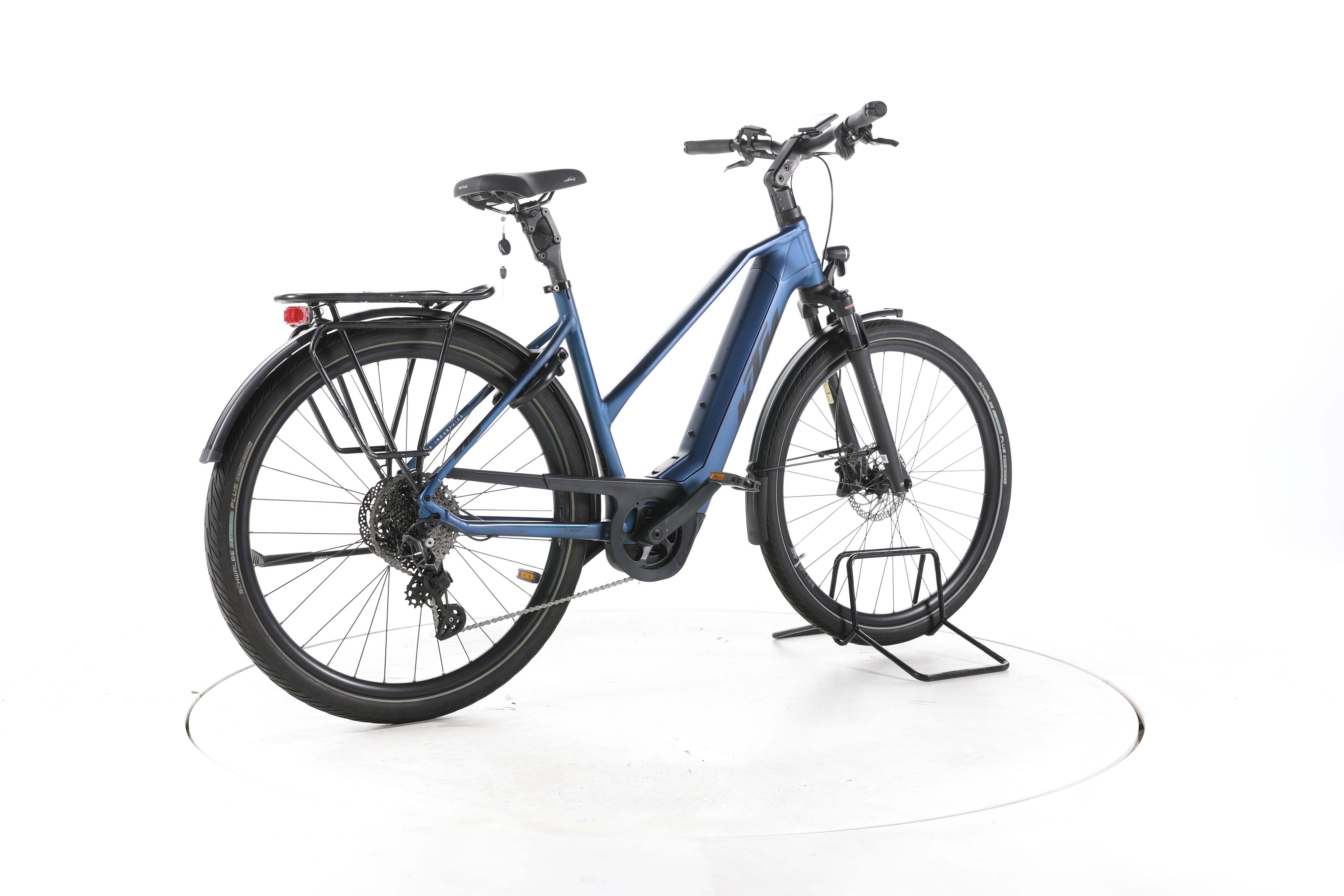 KTM Macina Style 730 Trekking E-Bike - Image 12