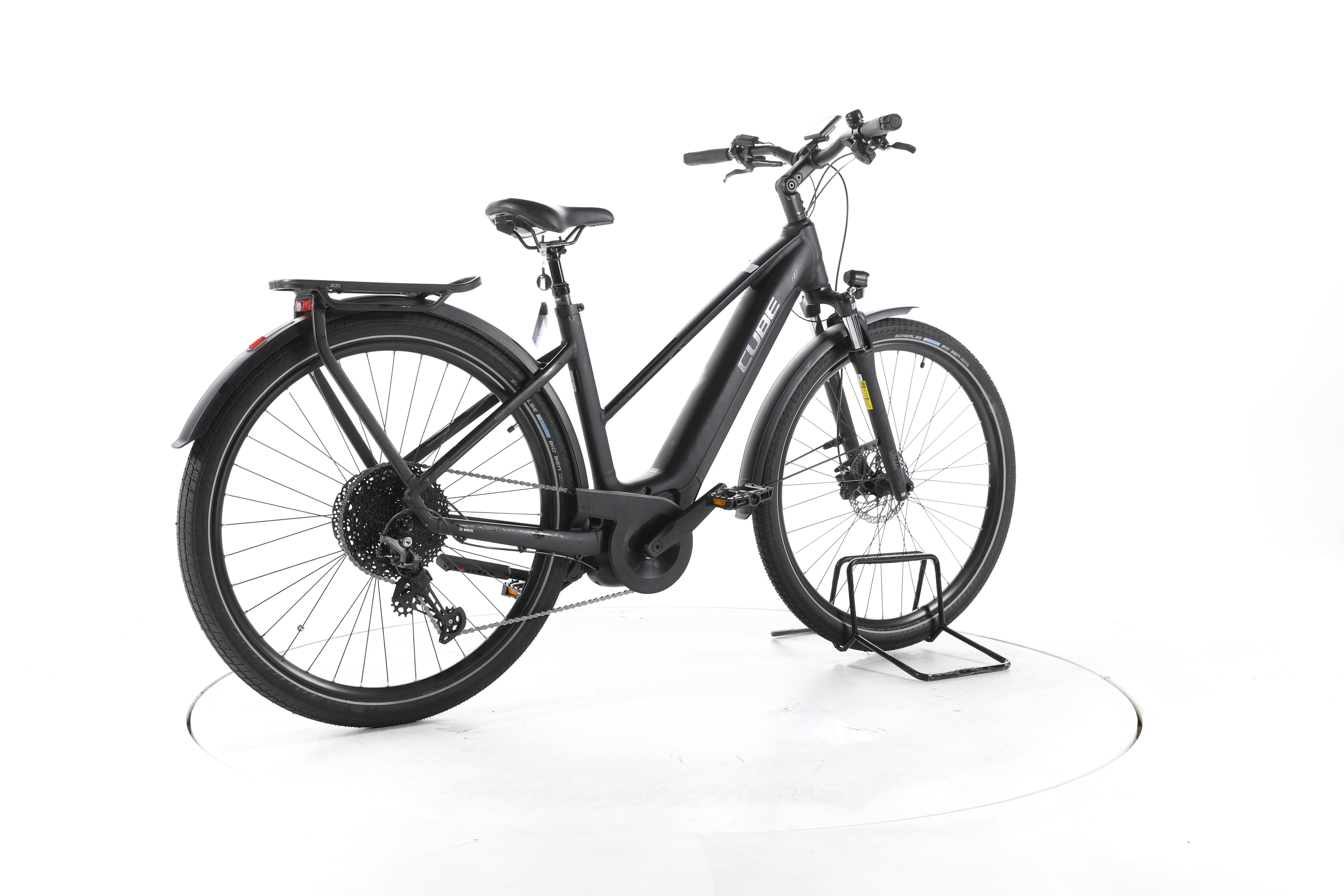 Cube Touring Hybrid Pro Trekking E-Bike - Image 12