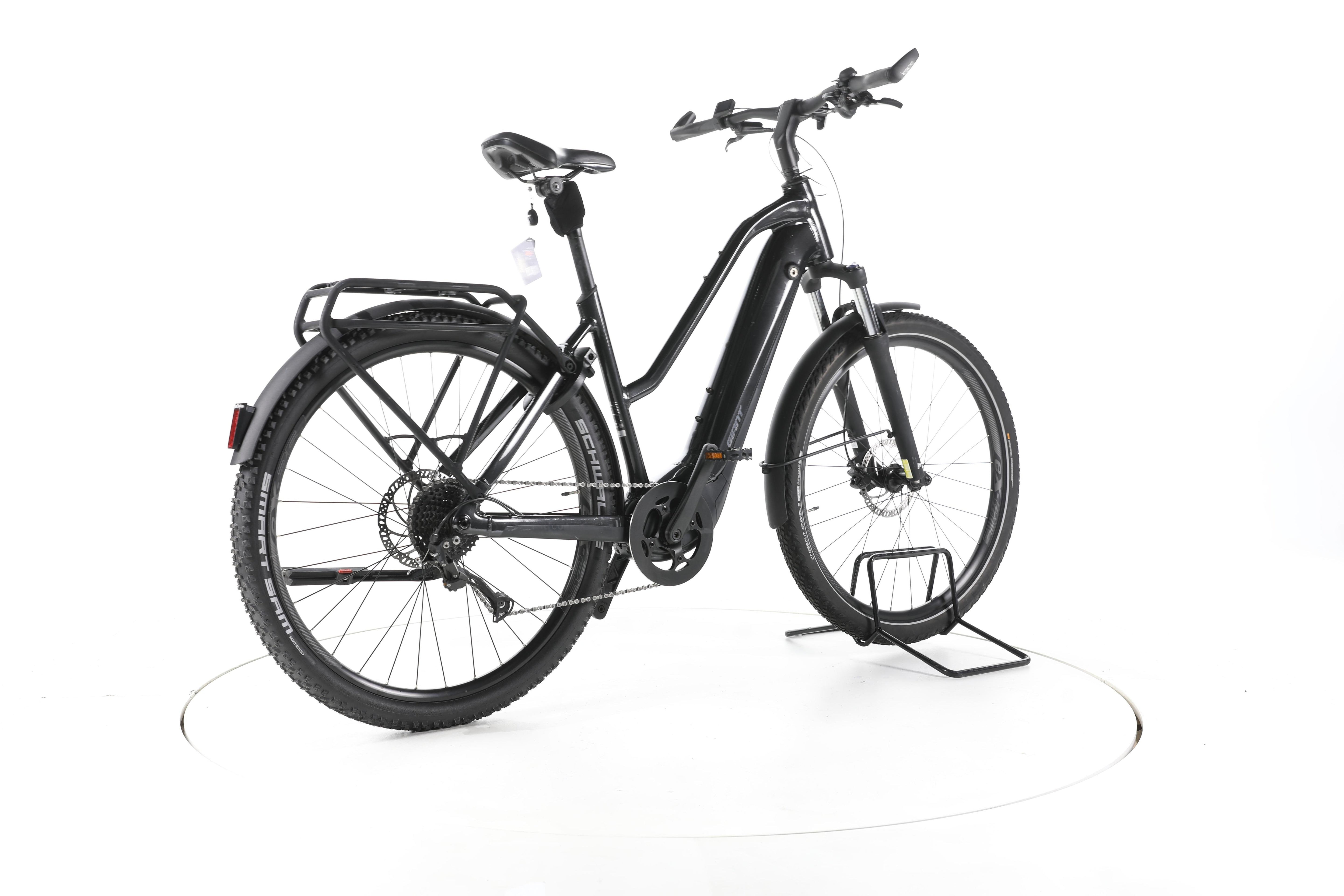 Giant Explore E+ 2 STA Trekking E-Bike - Image 12