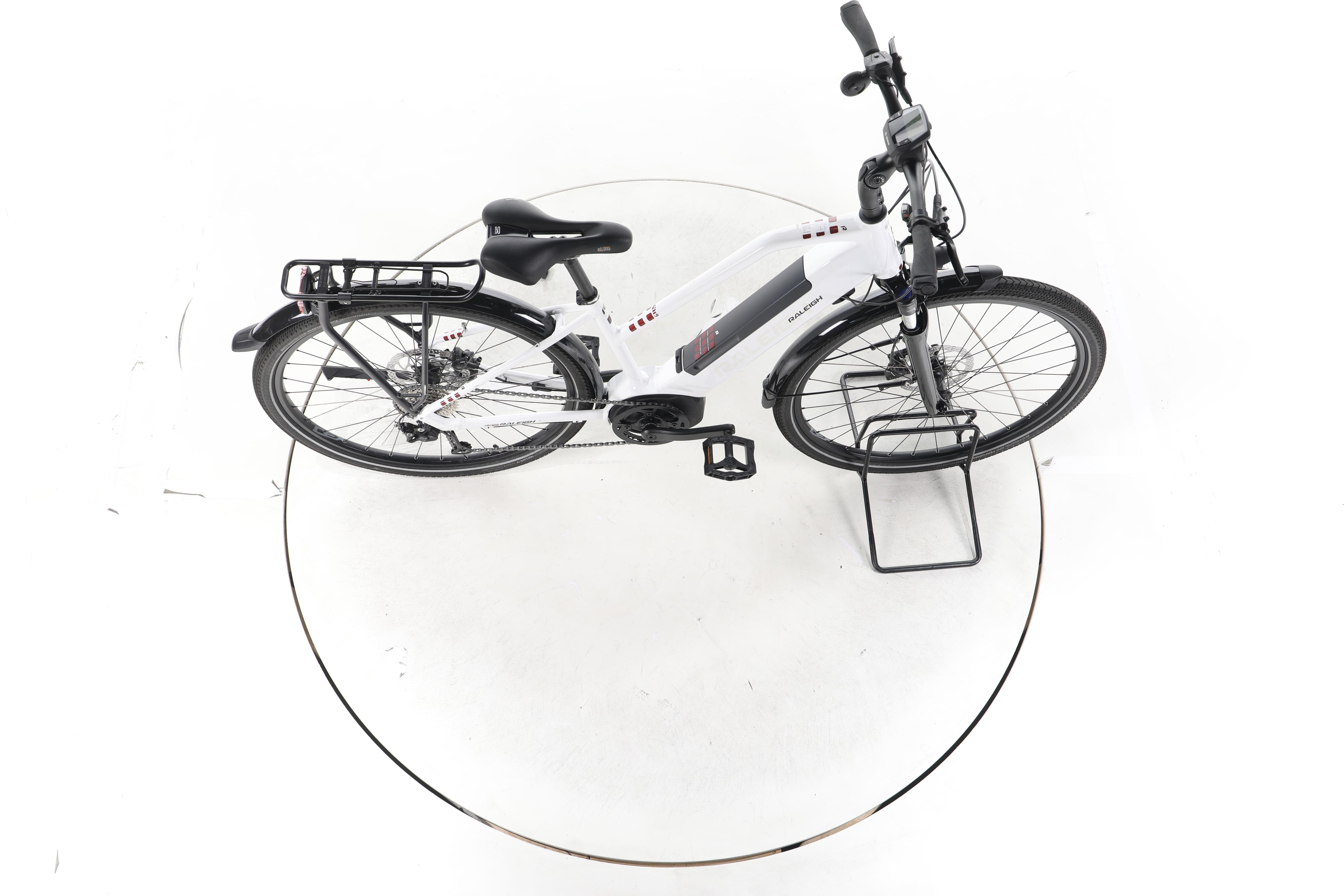 Raleigh Kent 9 Trekking E-Bike - Image 13