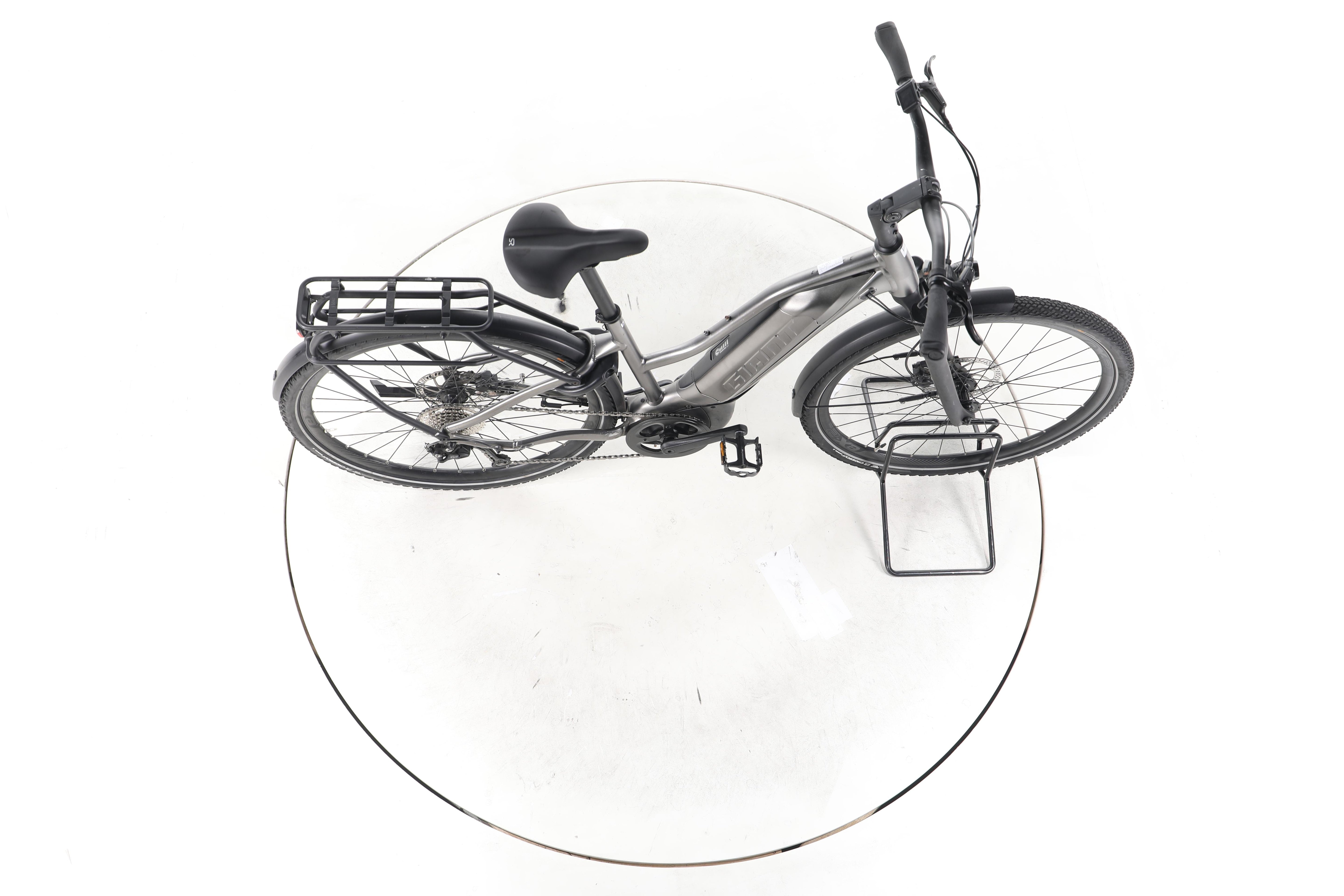 Giant Explore E + 3 STA Trekking E-Bike Tiefeinsteiger - Image 13