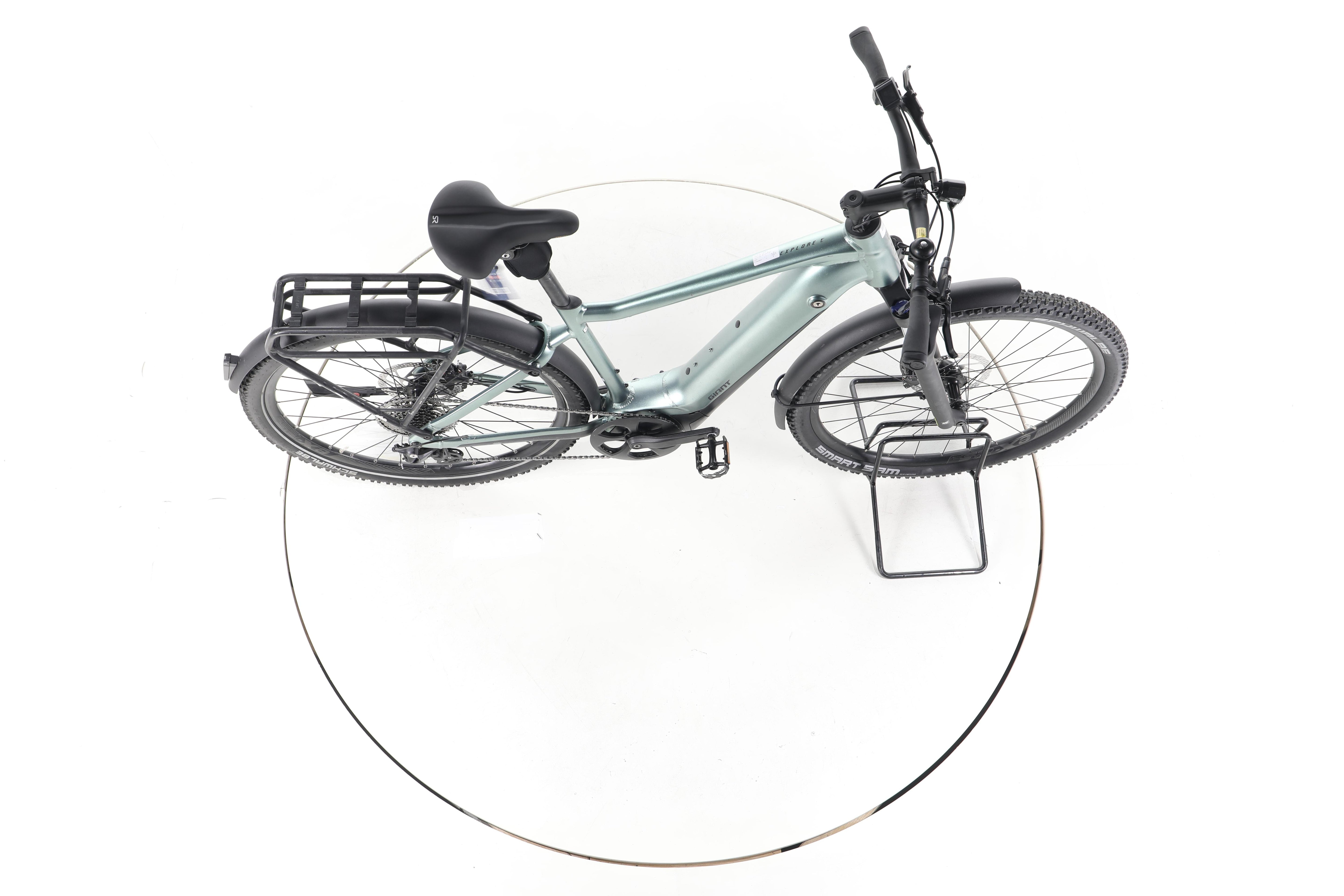 Giant Explore E+ 1 Trekking E-Bike - Image 13