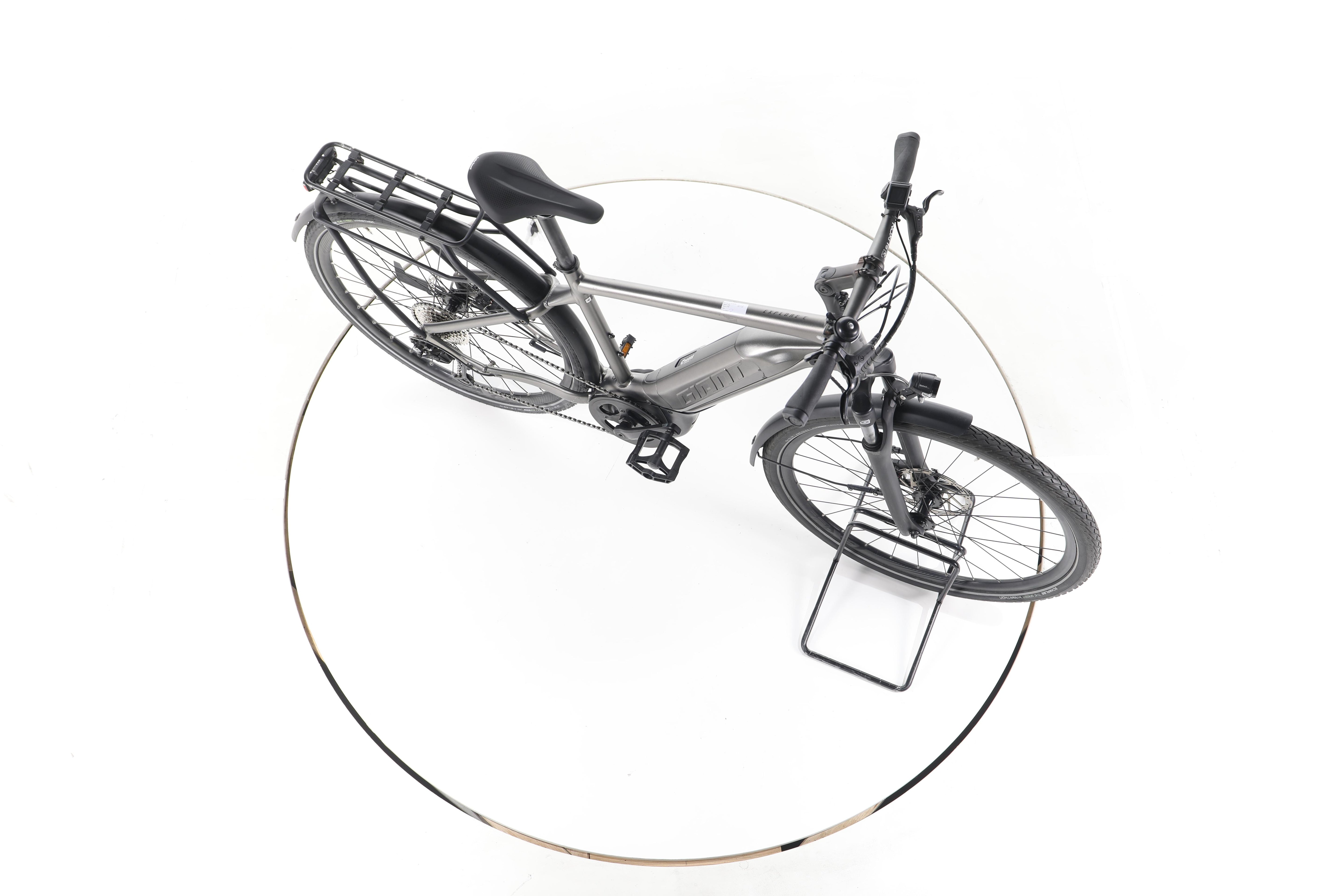 Giant Explore E+ 3 Trekking E-Bike - Image 14