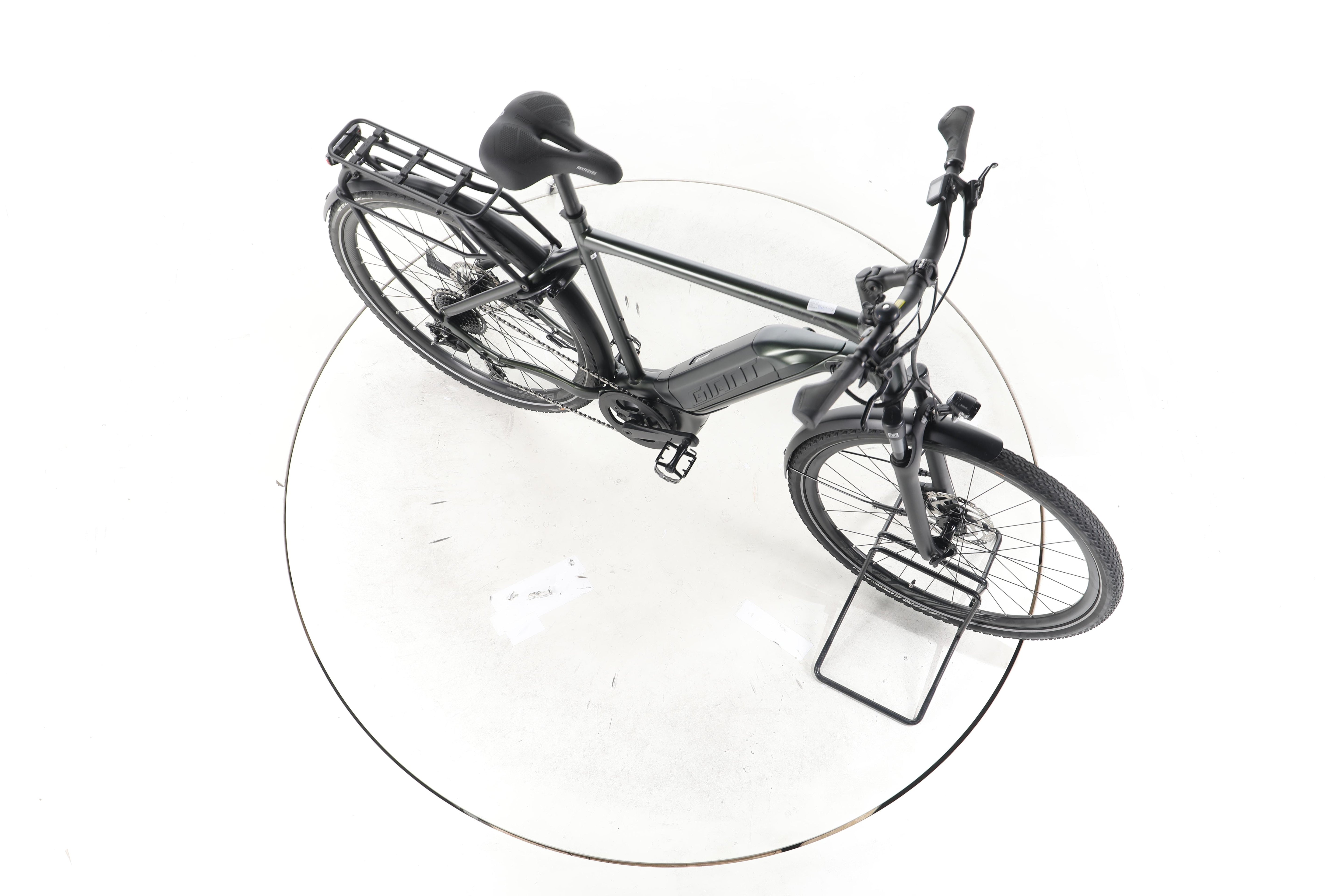Giant Explore E+ 3 Trekking E-Bike - Image 14