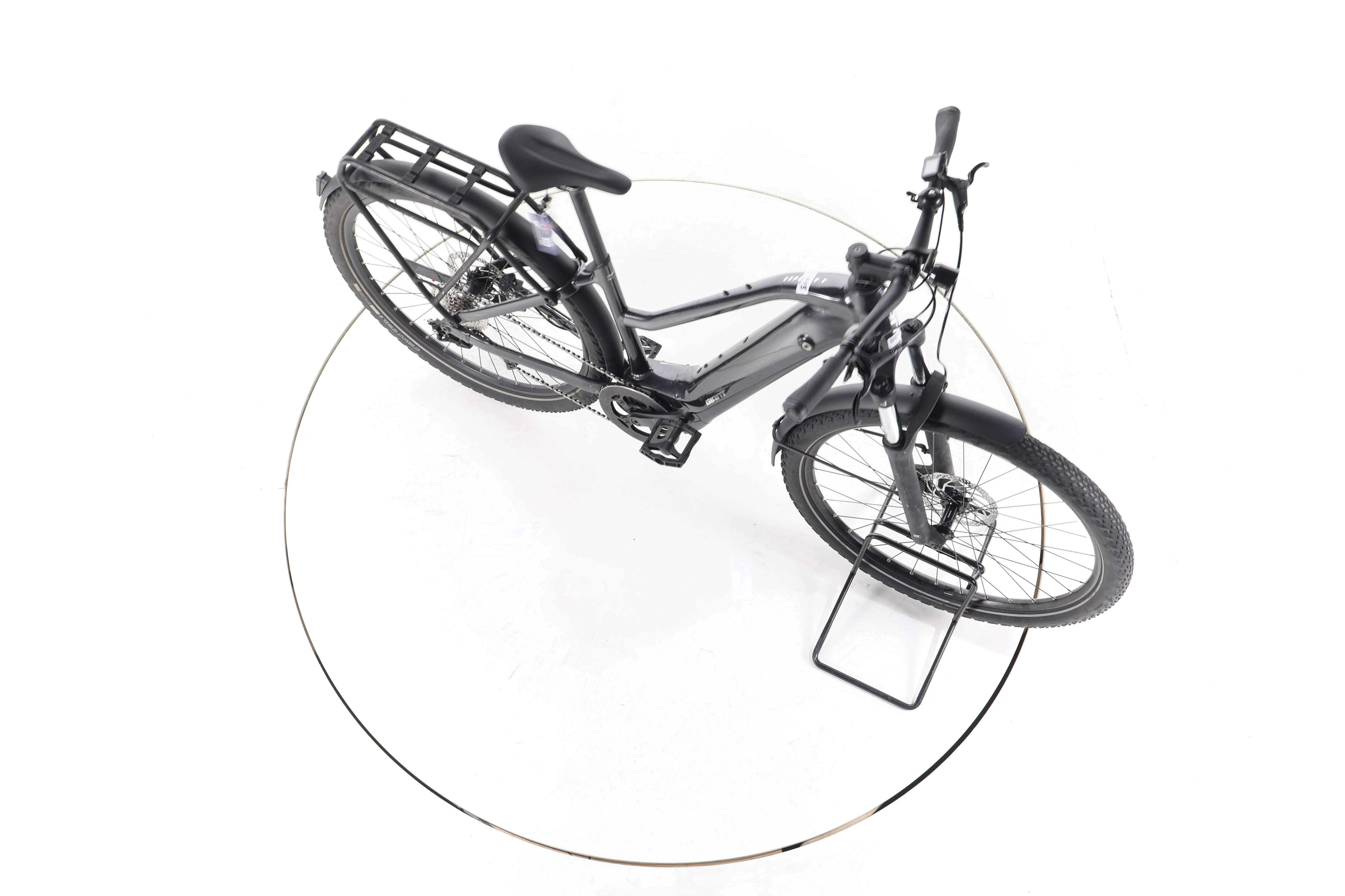 Giant Explore E+ 2 Trekking E-Bike - Image 14